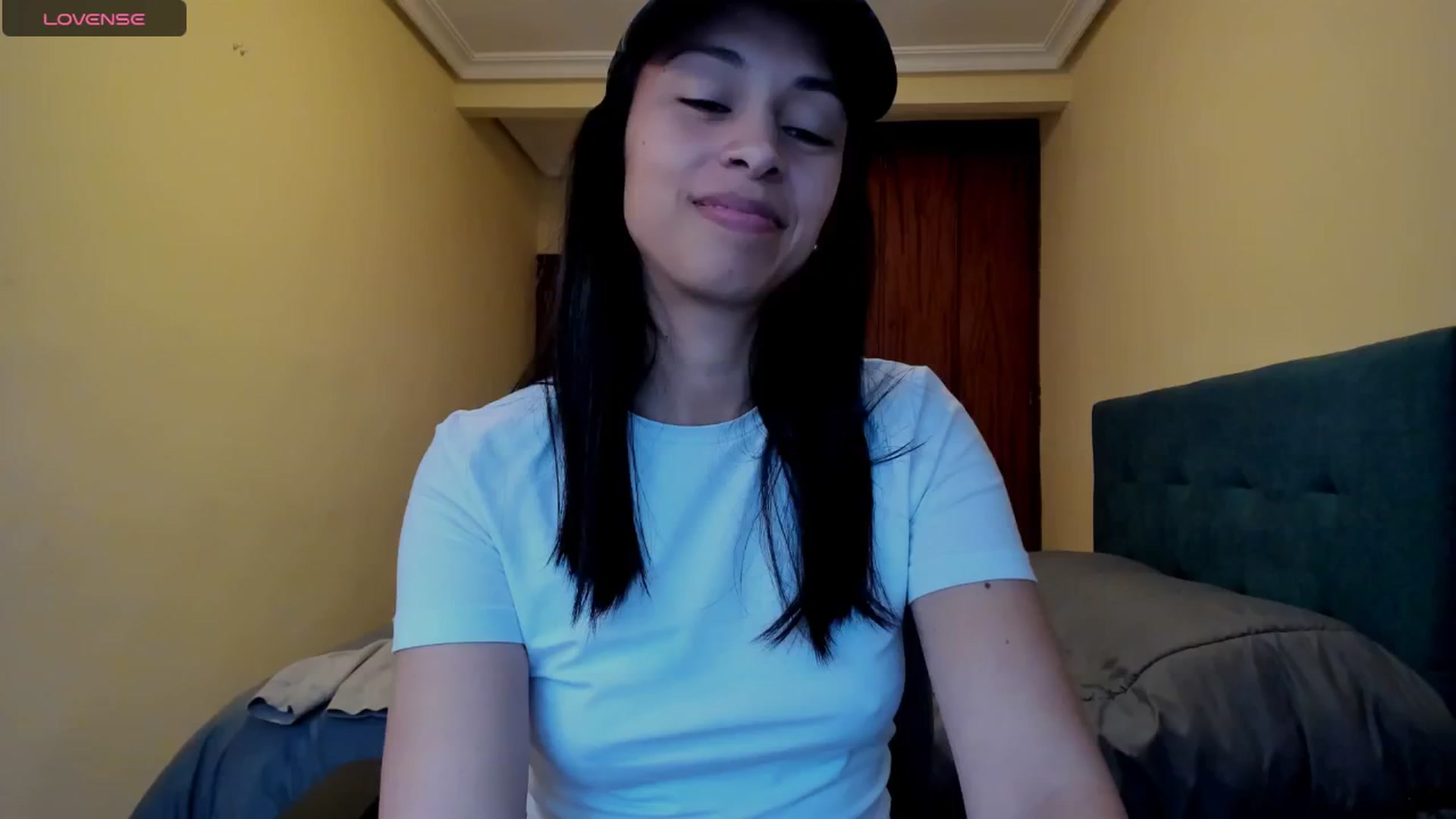 Gallery image thumbnail from Aliicia's myfreecams stream on, 03/11/2025, 11:08 image 10 of 20