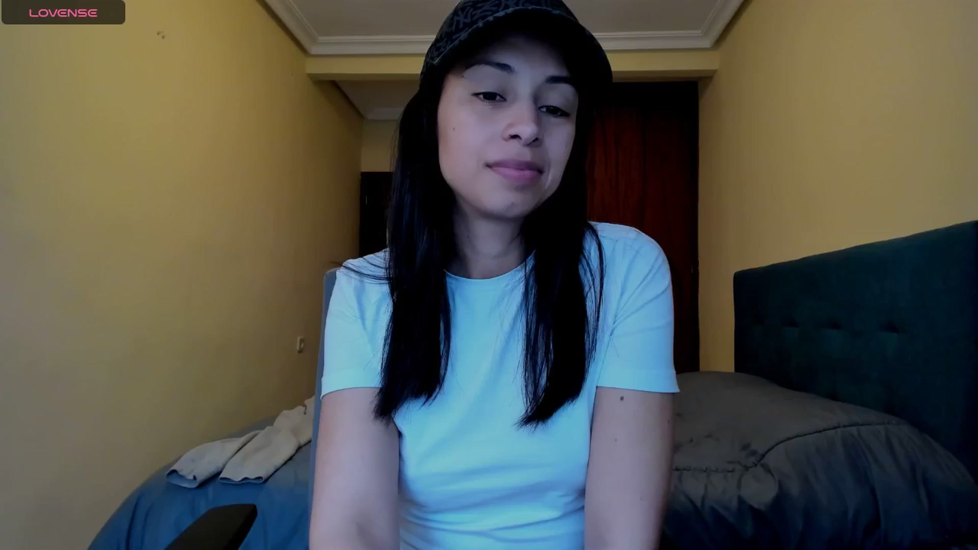 Gallery image thumbnail from Aliicia's myfreecams stream on, 03/11/2025, 11:08 image 4 of 20