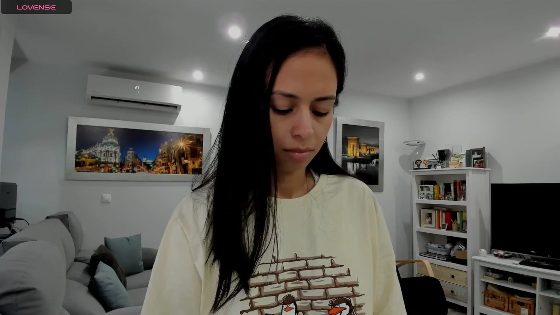 Gallery image thumbnail from Aliicia's myfreecams stream on, 03/12/2025, 12:14 image 2 of 20