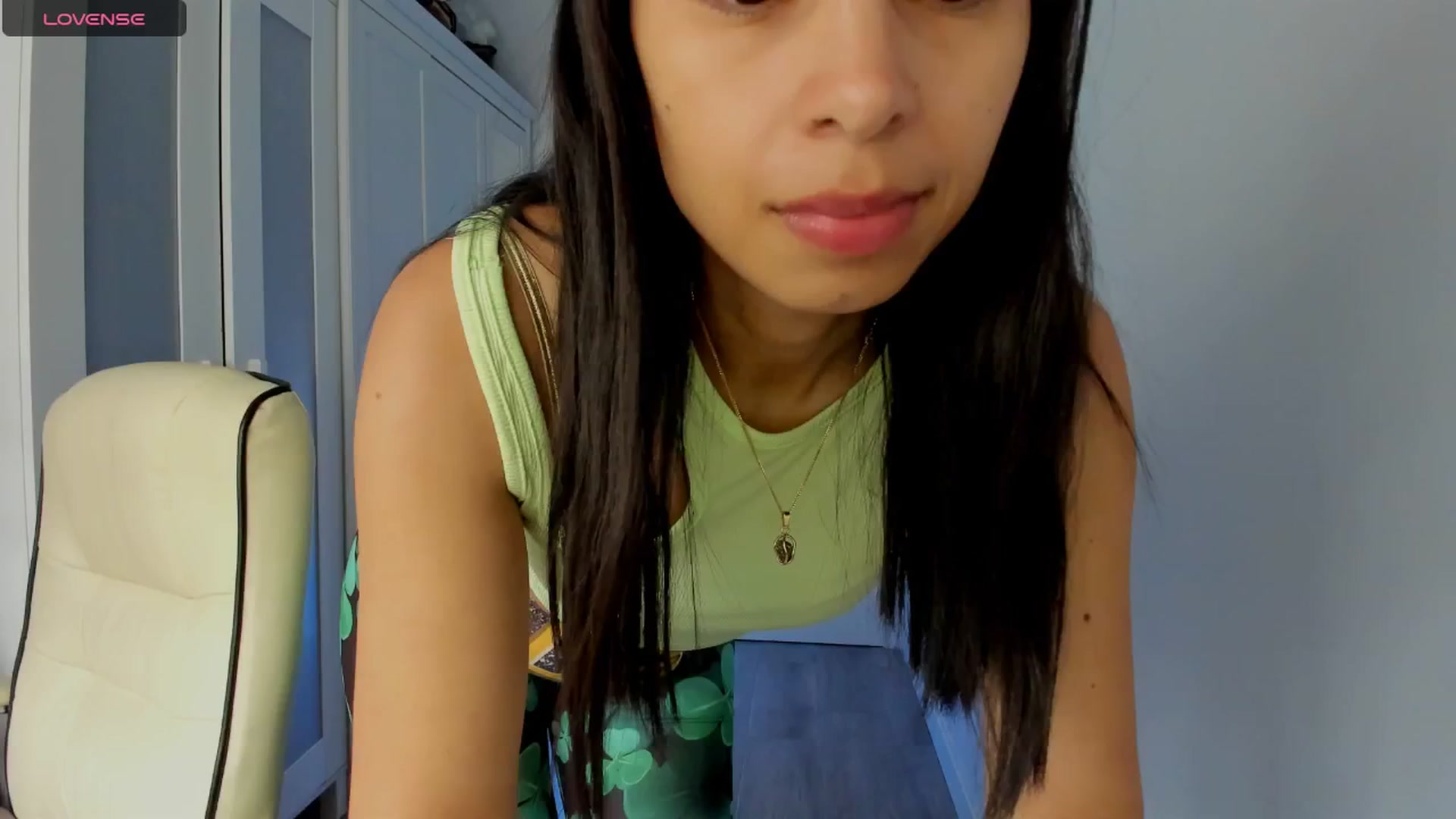 Gallery image thumbnail from Aliicia's myfreecams stream on, 03/17/2025, 10:49 image 13 of 20