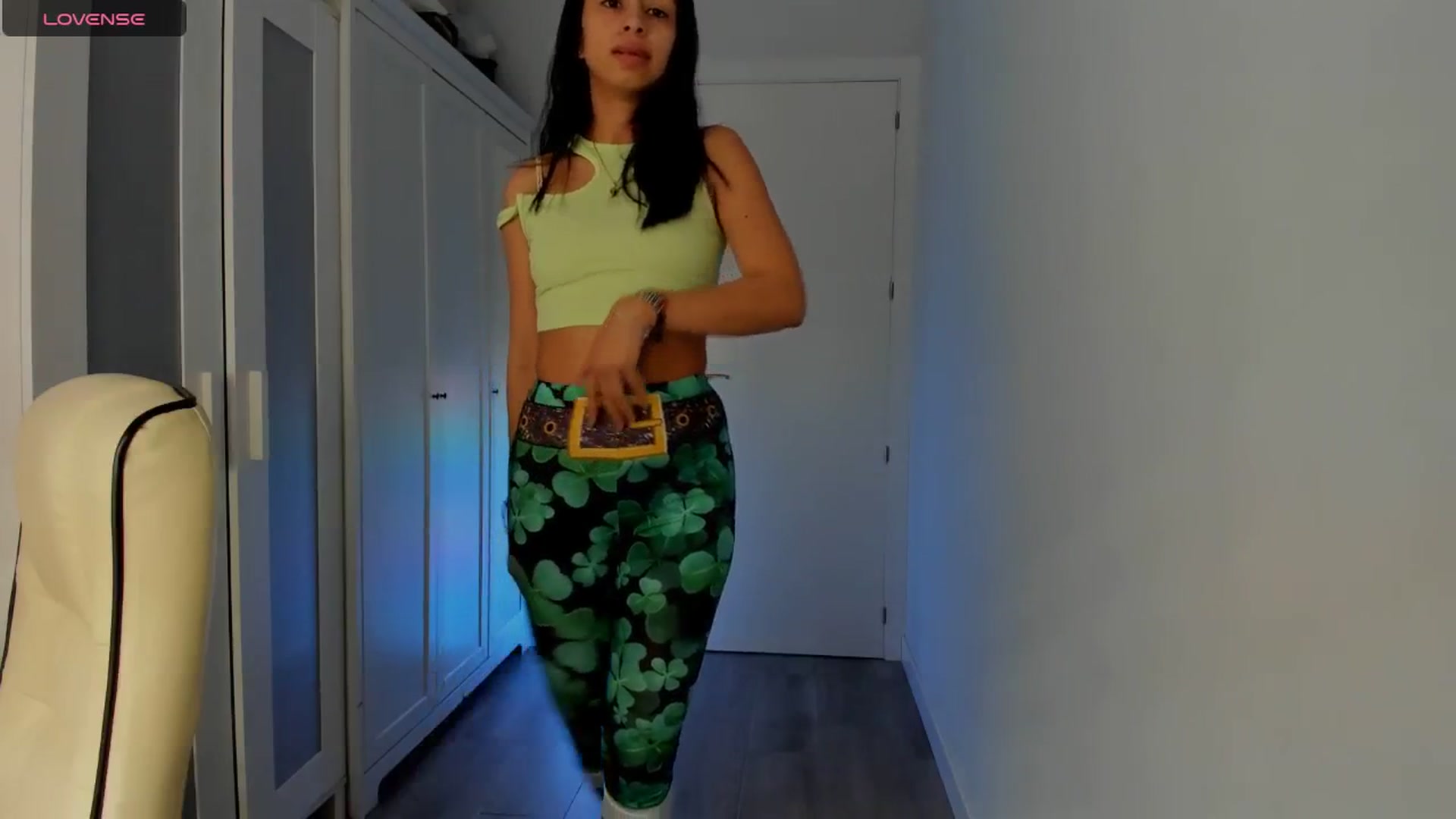 Gallery image thumbnail from Aliicia's myfreecams stream on, 03/17/2025, 11:03 image 17 of 20