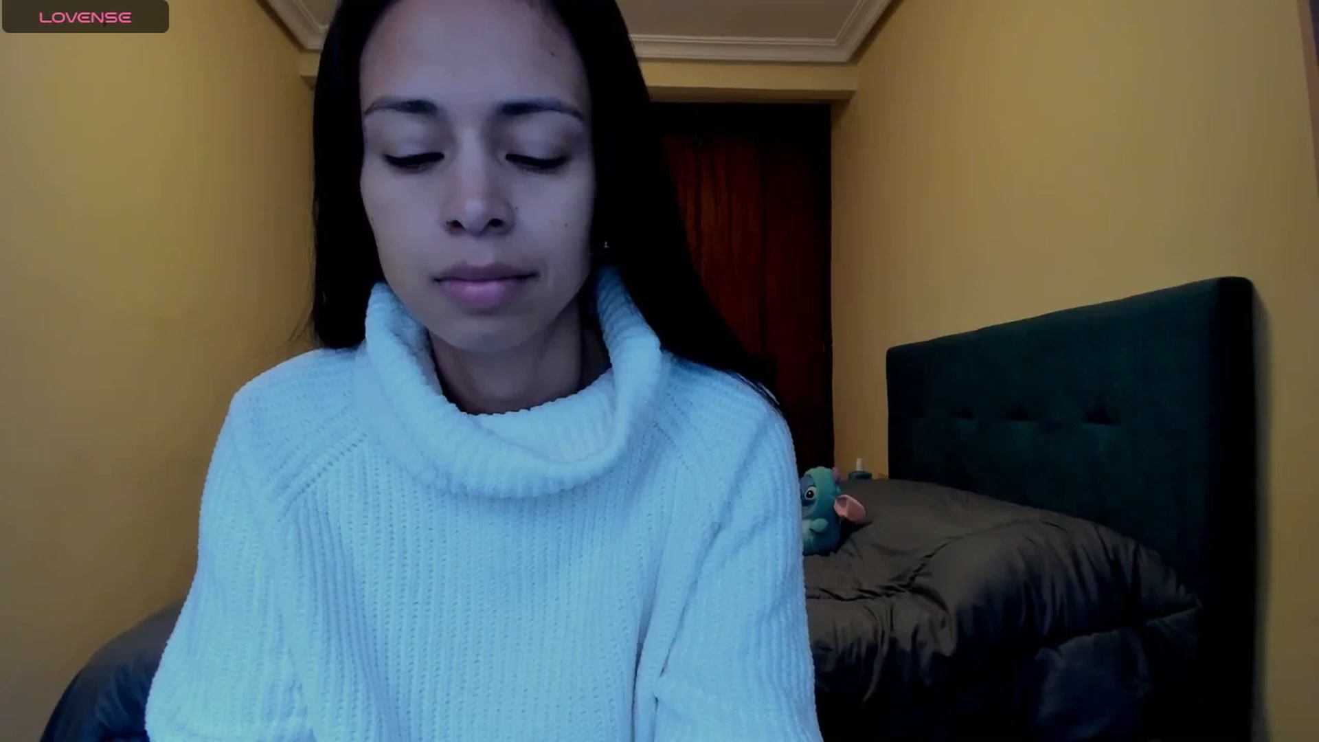 Gallery image thumbnail from Aliicia's myfreecams stream on, 03/18/2025, 10:20 image 2 of 20