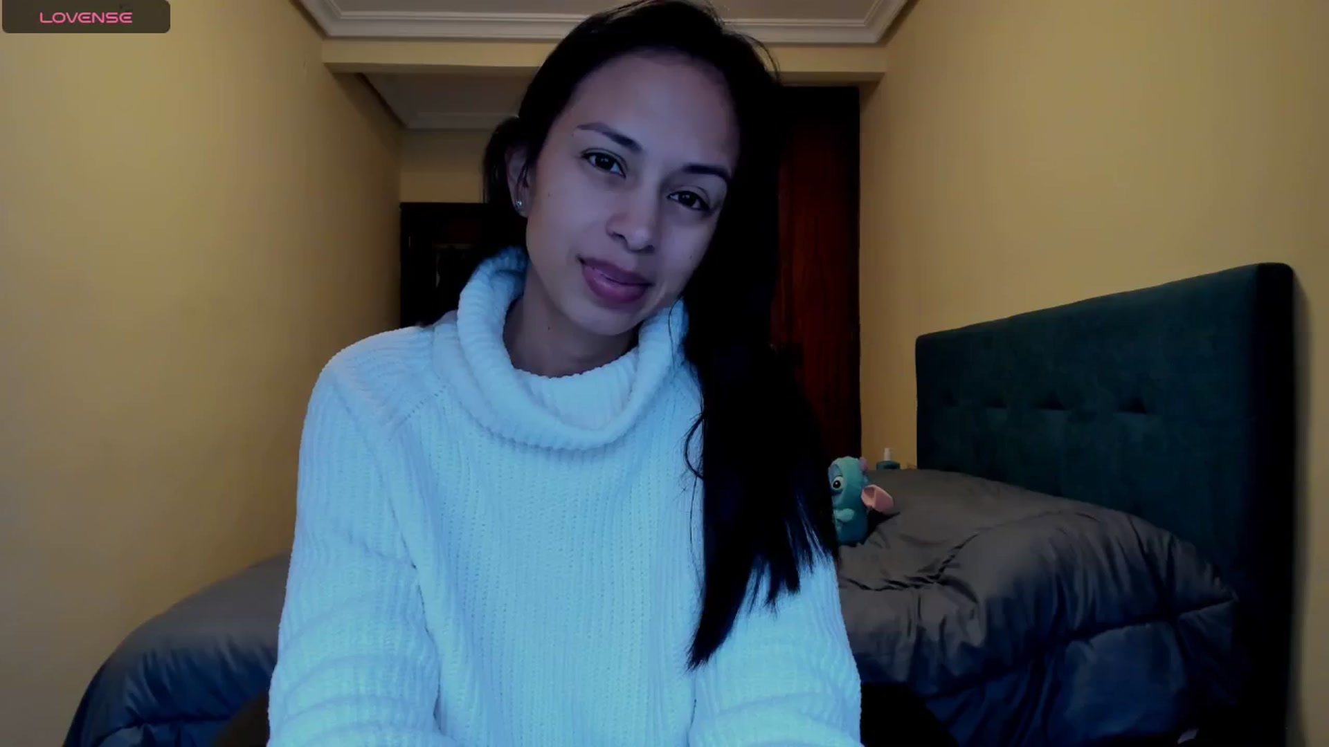 Gallery image thumbnail from Aliicia's myfreecams stream on, 03/18/2025, 10:55 image 9 of 20
