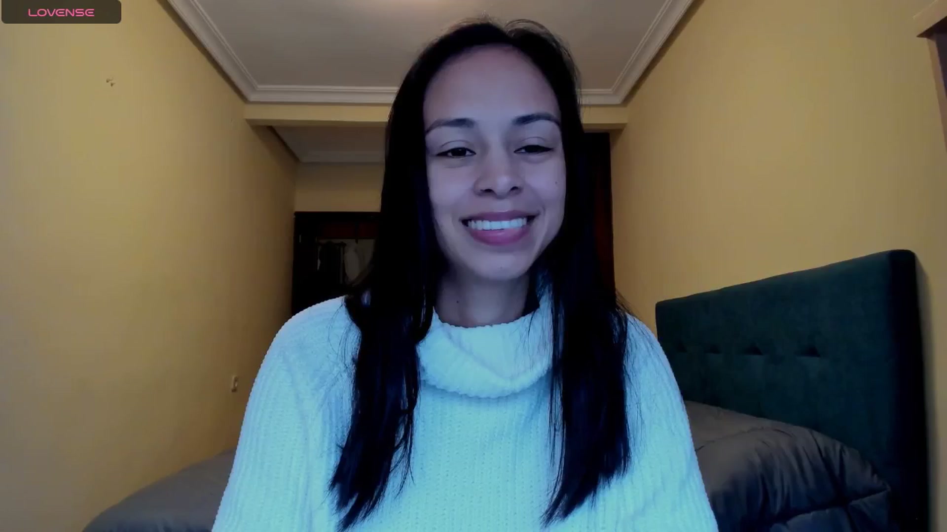 Gallery image thumbnail from Aliicia's myfreecams stream on, 03/18/2025, 12:08 image 1 of 20