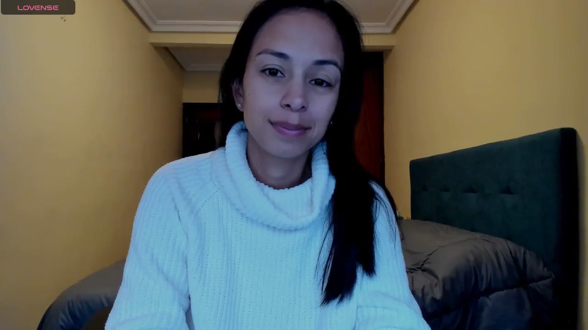 Gallery image thumbnail from Aliicia's myfreecams stream on, 03/18/2025, 12:08 image 4 of 20