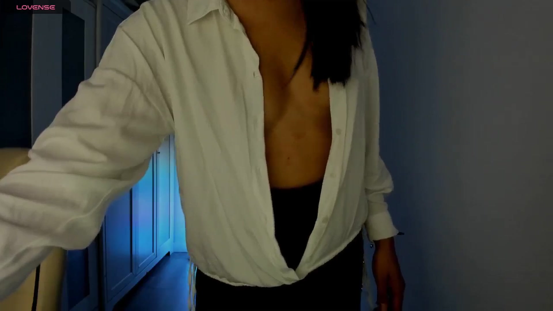 Gallery image thumbnail from Aliicia's myfreecams stream on, 03/18/2025, 18:15 image 17 of 20