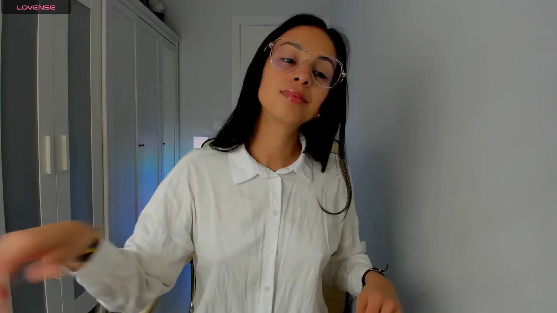 Gallery image thumbnail from Aliicia's myfreecams stream on, 03/18/2025, 18:15 image 2 of 20
