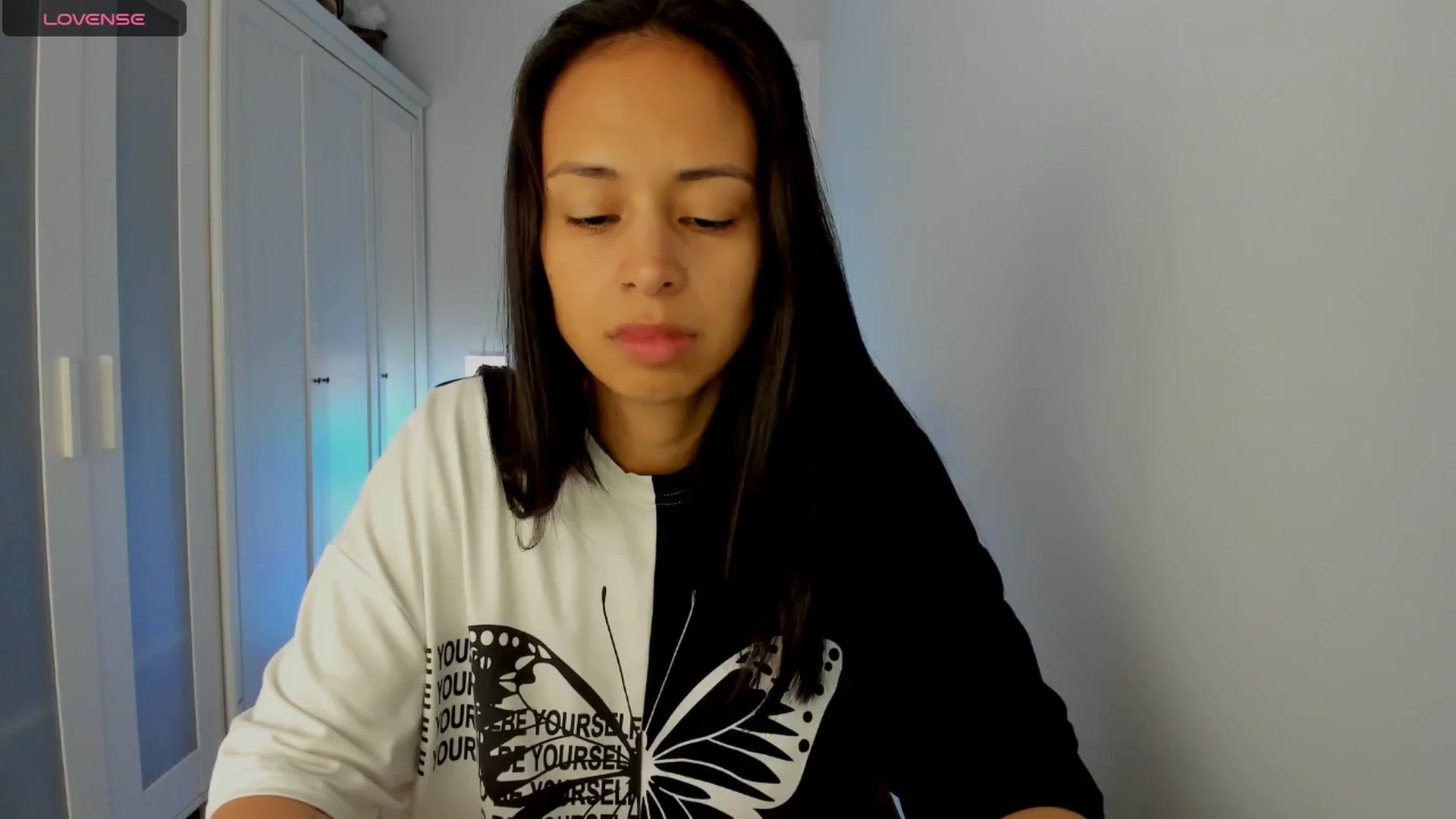 Gallery image thumbnail from Aliicia's myfreecams stream on, 03/21/2025, 11:07 image 2 of 20