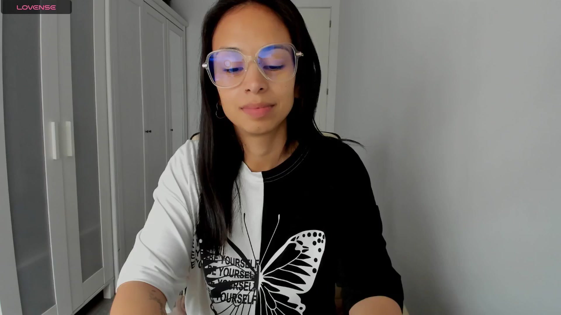 Gallery image thumbnail from Aliicia's myfreecams stream on, 03/21/2025, 11:07 image 14 of 20