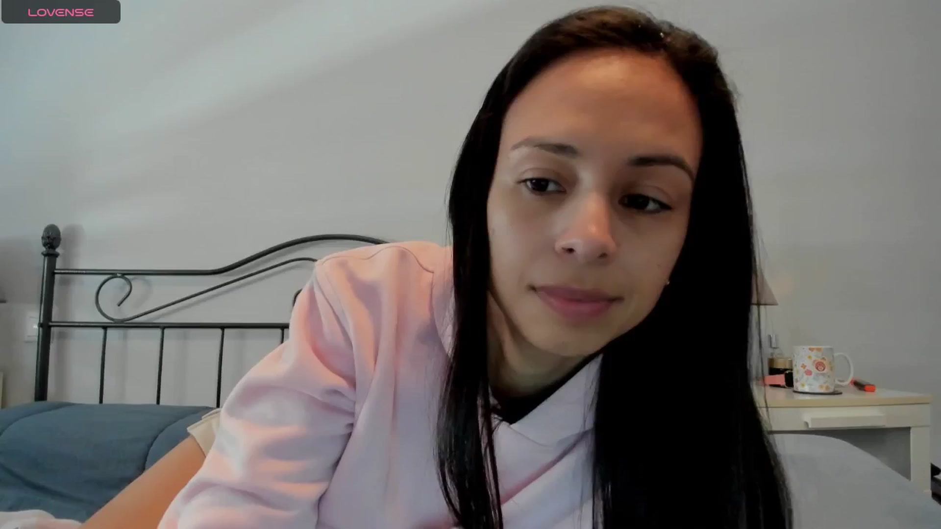Gallery image thumbnail from Aliicia's myfreecams stream on, 03/24/2025, 11:50 image 4 of 20