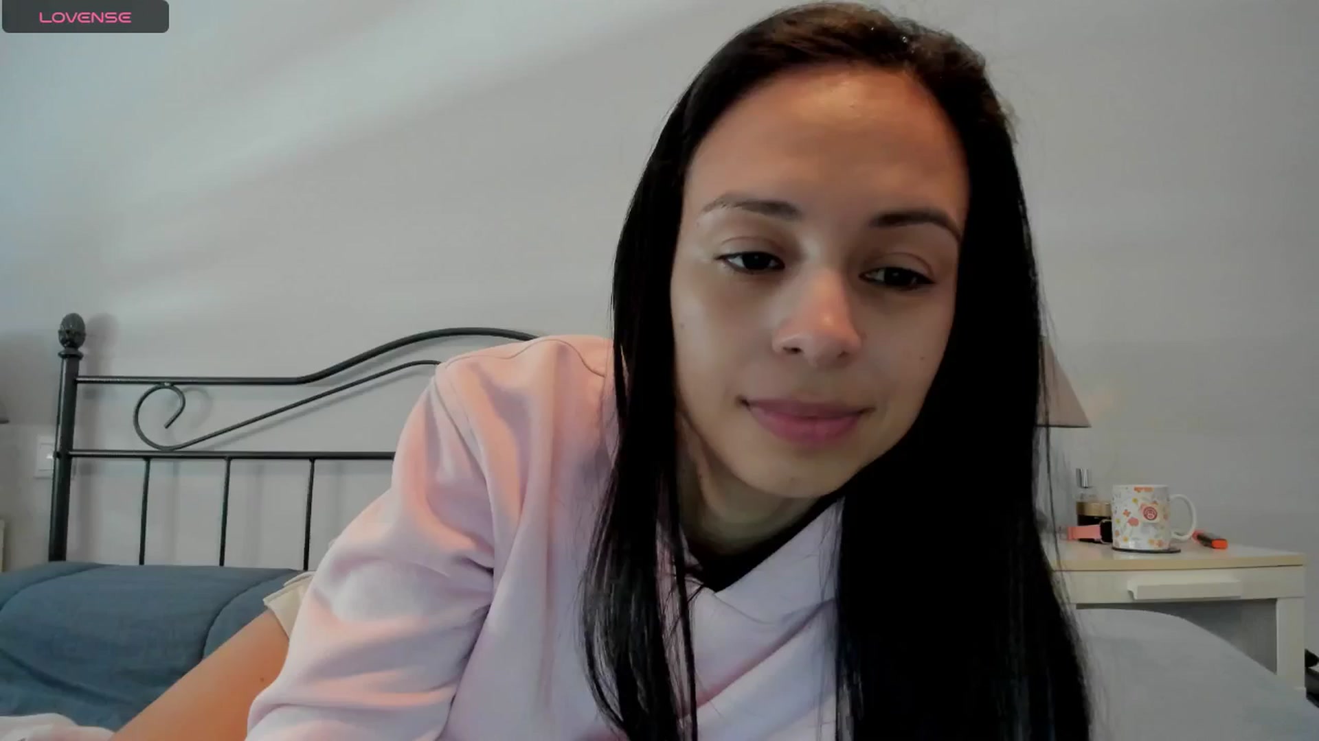 Gallery image thumbnail from Aliicia's myfreecams stream on, 03/24/2025, 11:50 image 2 of 20
