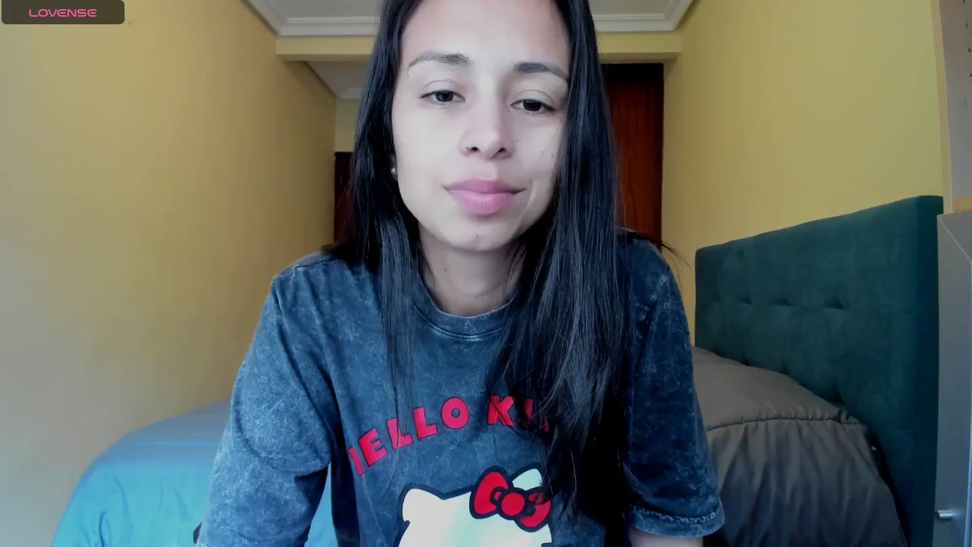 Gallery image thumbnail from Aliicia's myfreecams stream on, 04/02/2025, 10:59 image 12 of 20