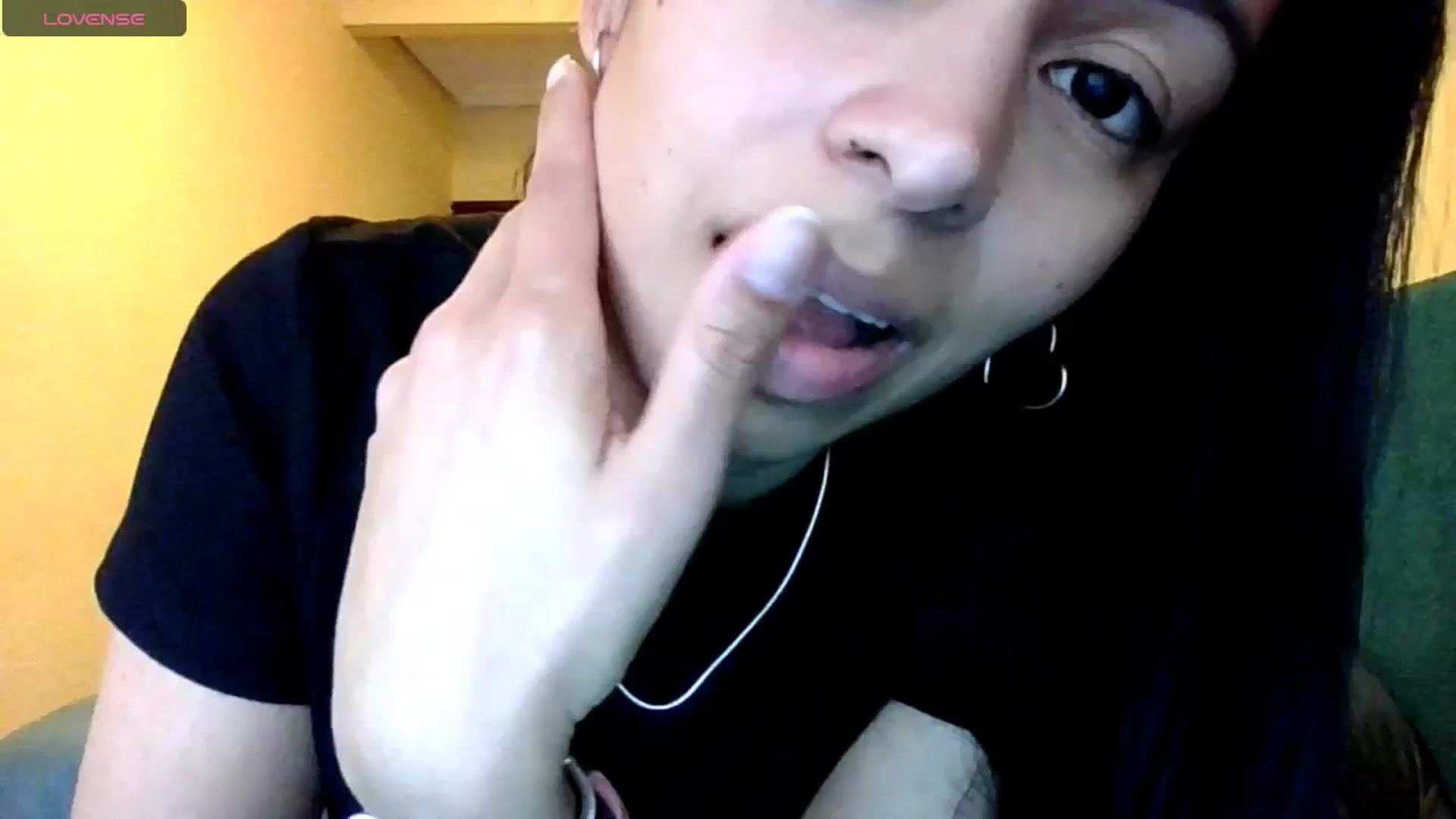 Gallery image thumbnail from Aliicia's myfreecams stream on, 04/07/2025, 10:04 image 19 of 20