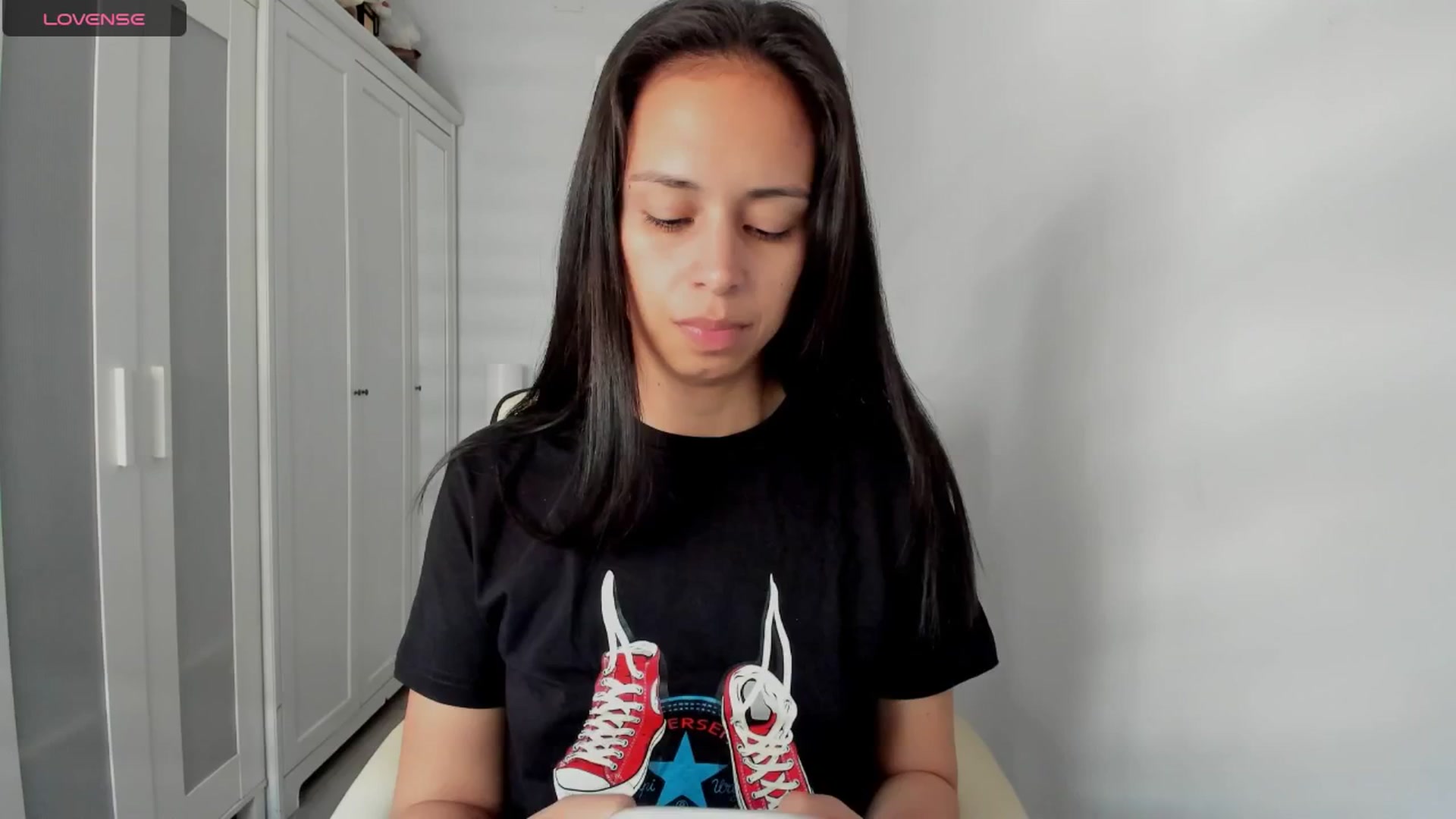 Gallery image thumbnail from Aliicia's myfreecams stream on, 04/08/2025, 10:22 image 2 of 20