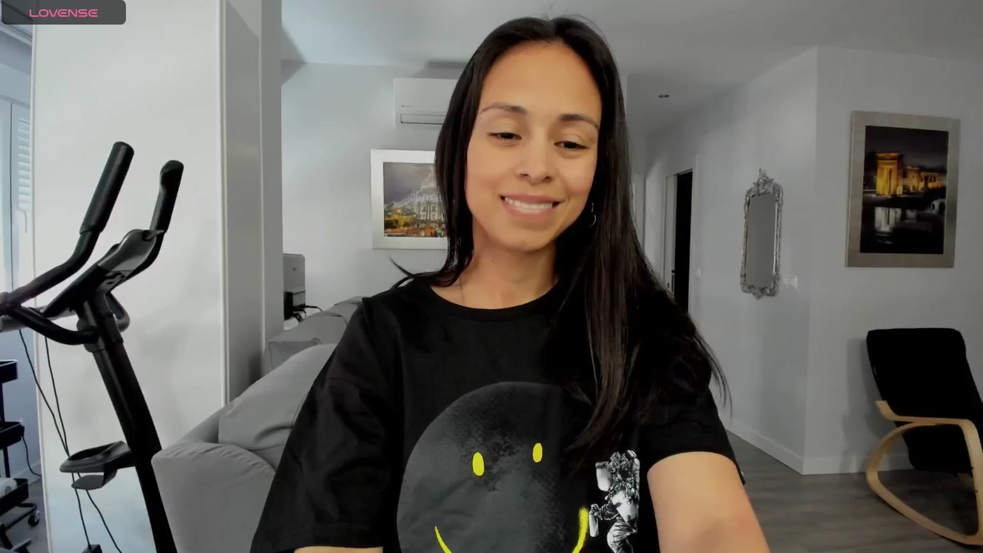 Gallery image thumbnail from Aliicia's myfreecams stream on, 04/10/2025, 10:30 image 18 of 20