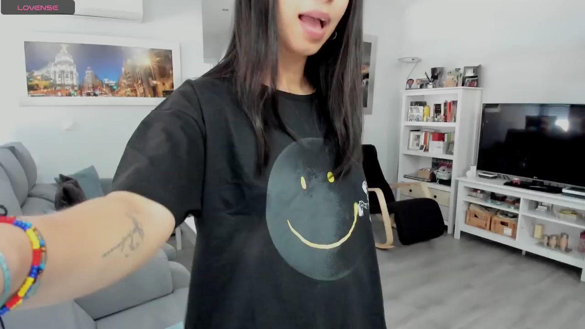 Gallery image thumbnail from Aliicia's myfreecams stream on, 04/10/2025, 10:30 image 6 of 20