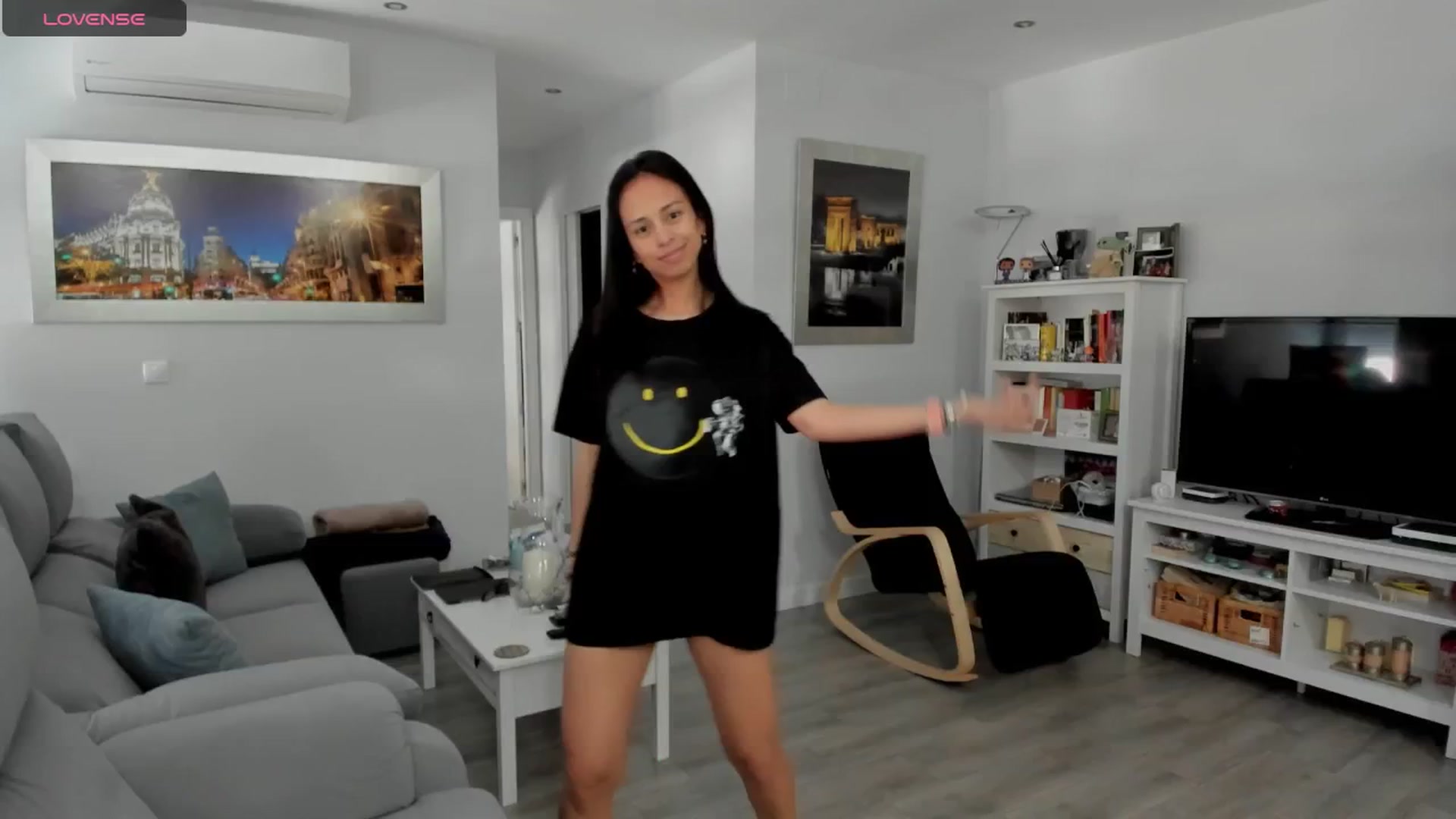 Gallery image thumbnail from Aliicia's myfreecams stream on, 04/10/2025, 11:18 image 1 of 20