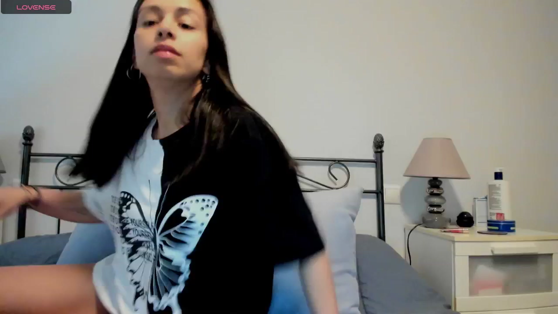 Gallery image thumbnail from Aliicia's myfreecams stream on, 04/11/2025, 10:40 image 3 of 20