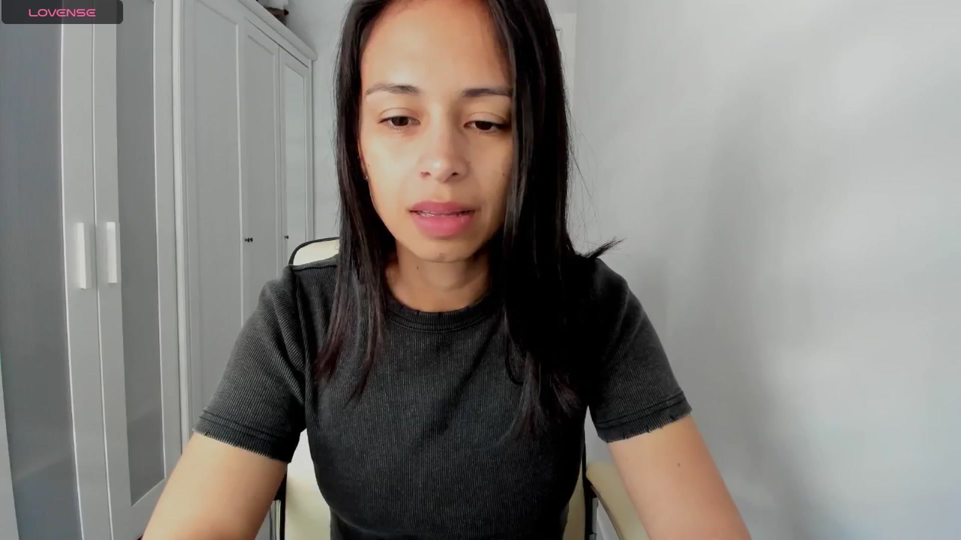 Gallery image thumbnail from Aliicia's myfreecams stream on, 04/21/2025, 10:23 image 4 of 20