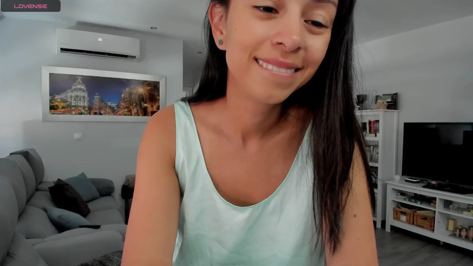 Gallery image thumbnail from Aliicia's myfreecams stream on, 08/11/2025, 09:58 image 7 of 20