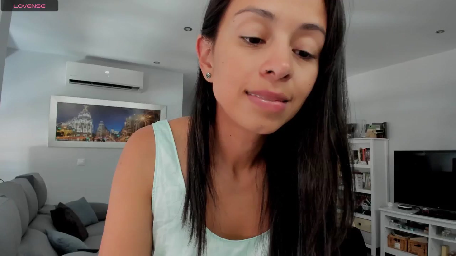Gallery image thumbnail from Aliicia's myfreecams stream on, 08/11/2025, 09:58 image 5 of 20