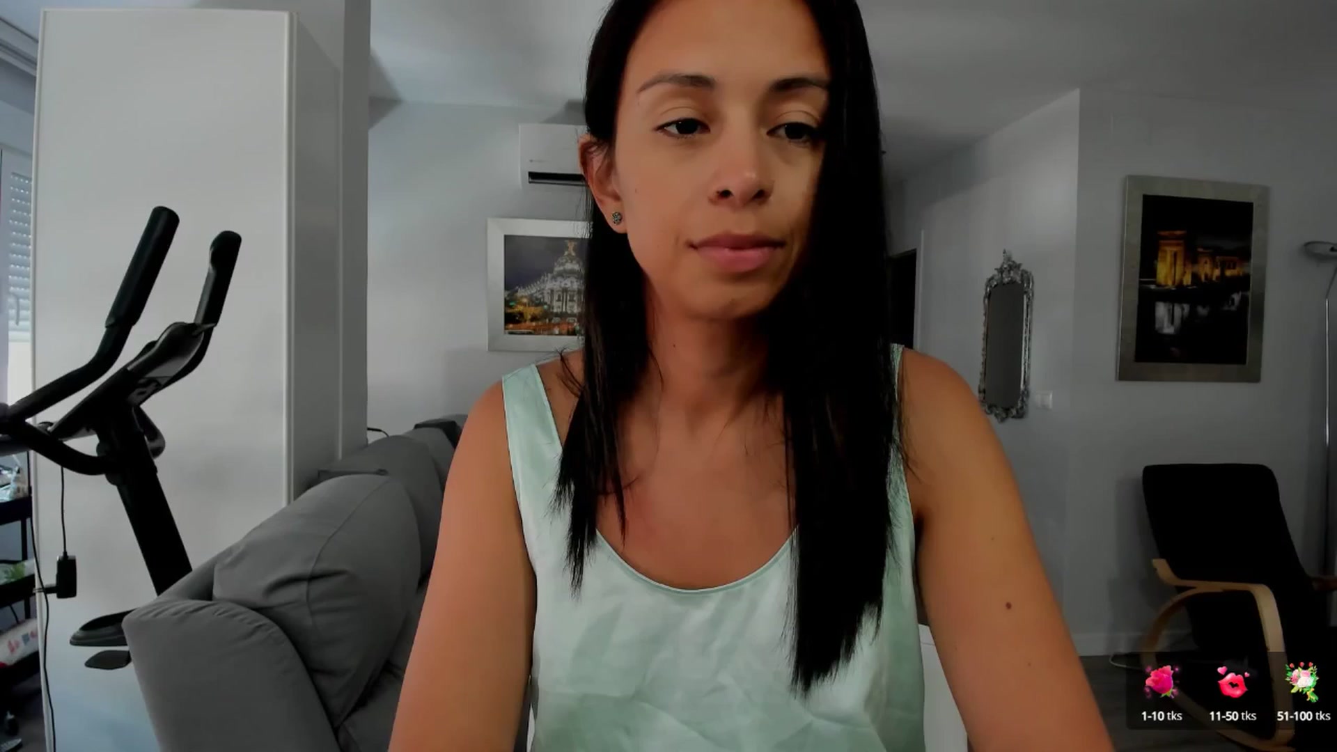 Gallery image thumbnail from Aliicia's myfreecams stream on, 08/11/2025, 11:31 image 1 of 20