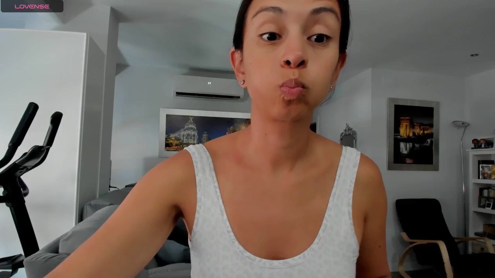 Gallery image thumbnail from Aliicia's myfreecams stream on, 08/13/2025, 10:16 image 17 of 20