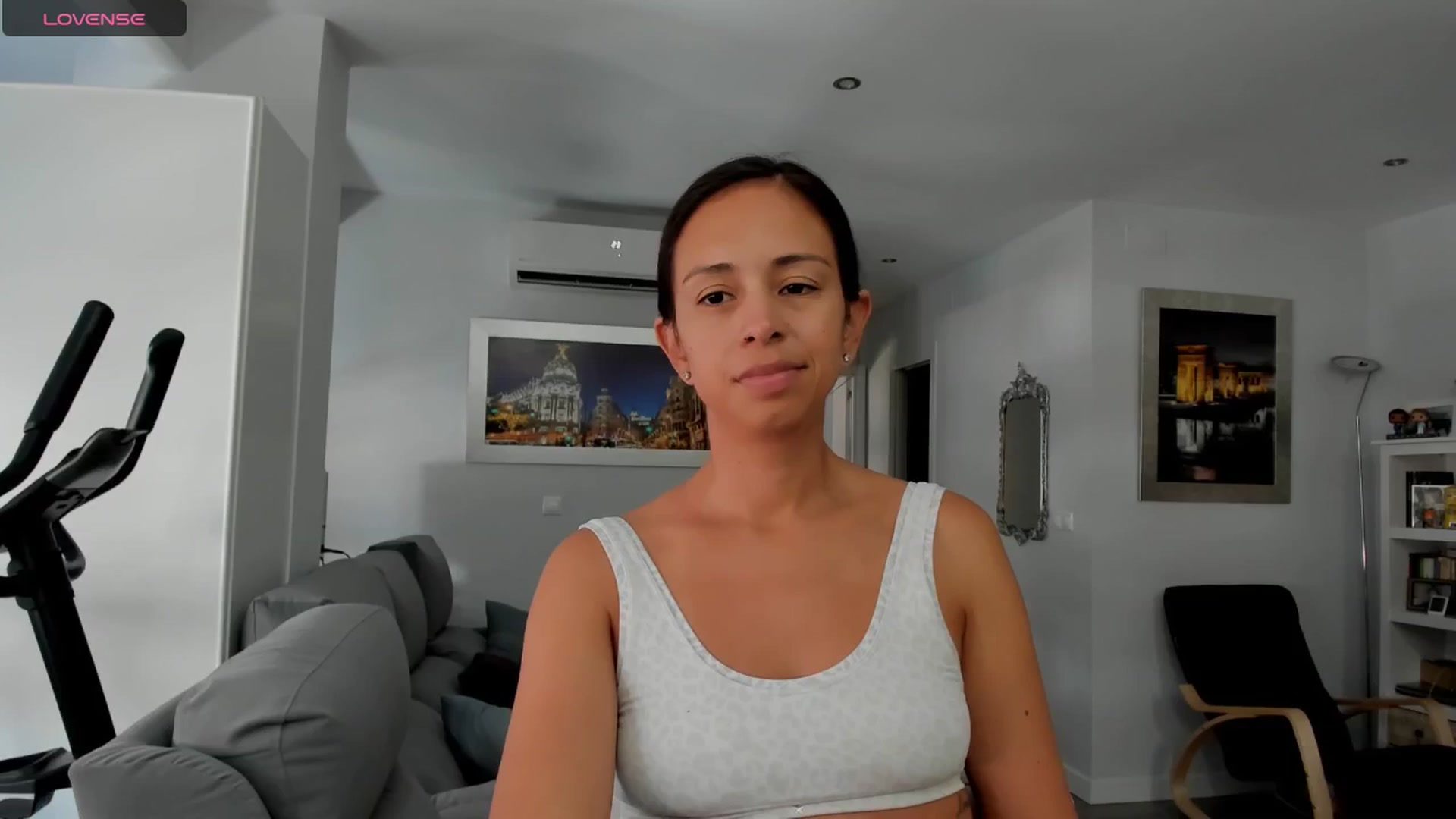 Gallery image thumbnail from Aliicia's myfreecams stream on, 08/13/2025, 10:16 image 15 of 20