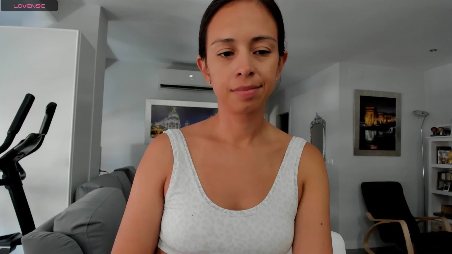 Gallery image thumbnail from Aliicia's myfreecams stream on, 08/13/2025, 10:16 image 7 of 20