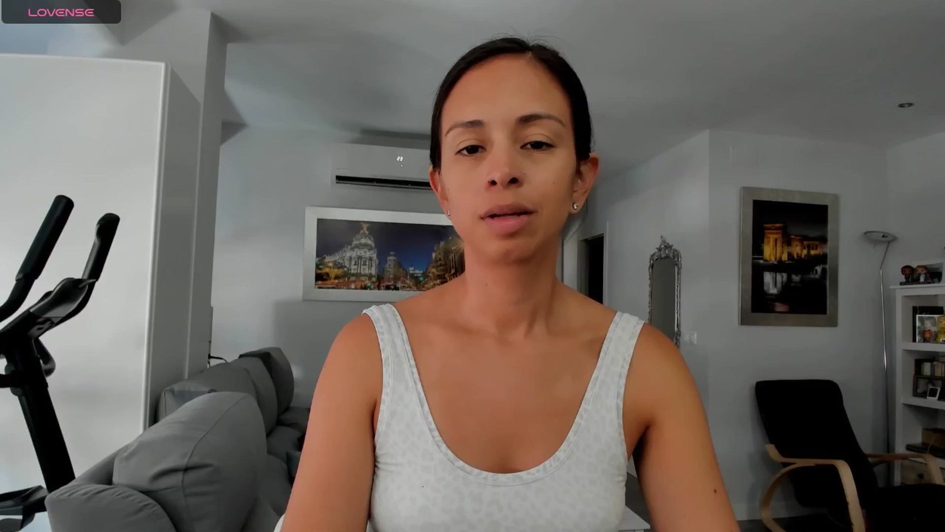 Gallery image thumbnail from Aliicia's myfreecams stream on, 08/13/2025, 10:16 image 4 of 20