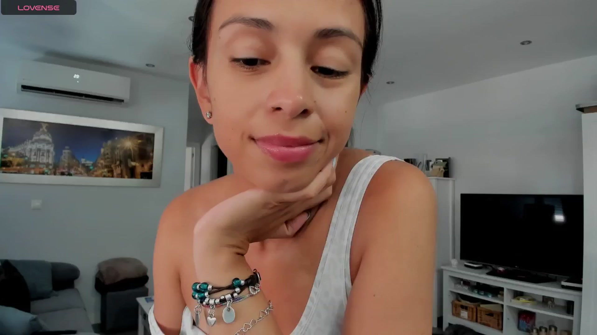 Gallery image thumbnail from Aliicia's myfreecams stream on, 08/13/2025, 11:39 image 15 of 20
