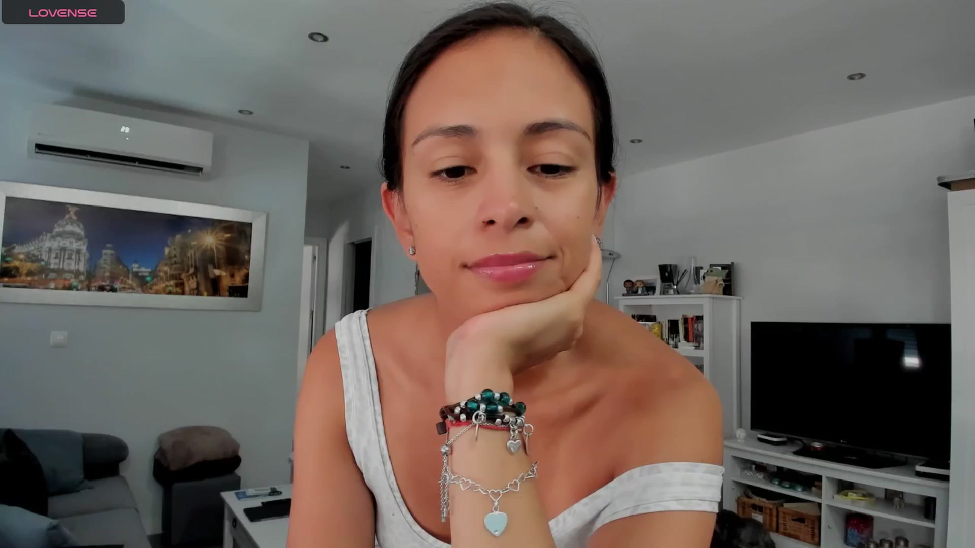 Gallery image thumbnail from Aliicia's myfreecams stream on, 08/13/2025, 11:39 image 9 of 20