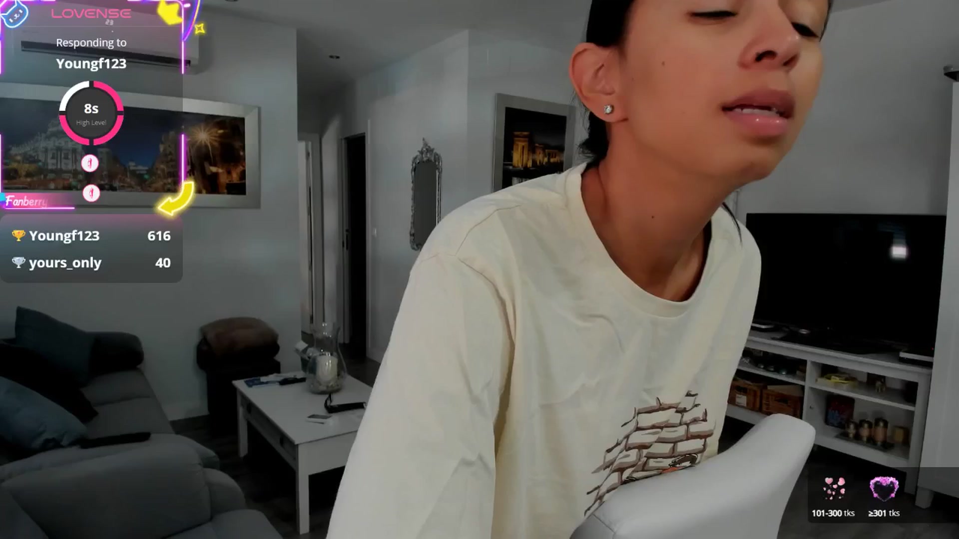 Gallery image thumbnail from Aliicia's myfreecams stream on, 08/14/2025, 09:56 image 10 of 20