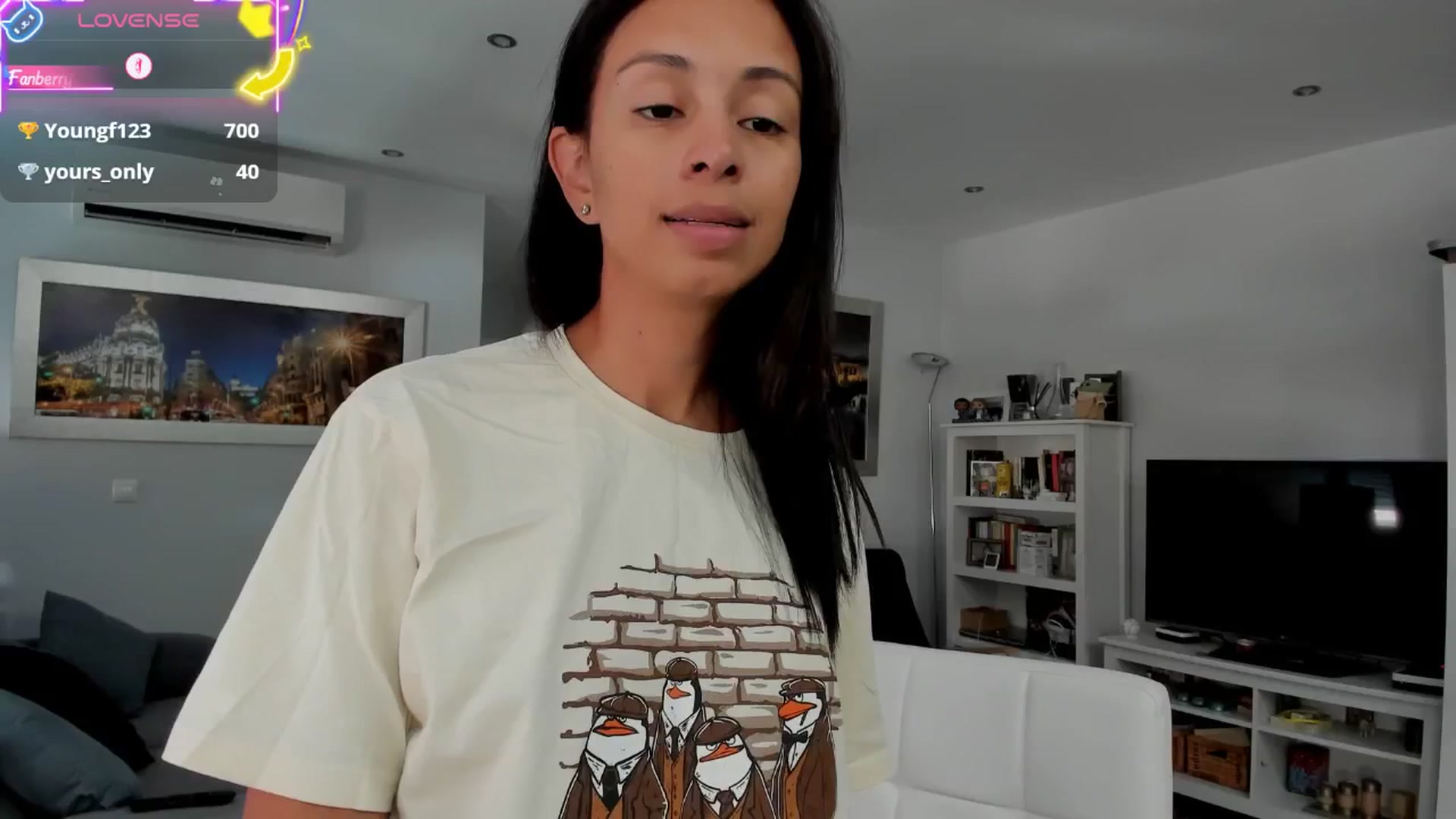 Gallery image thumbnail from Aliicia's myfreecams stream on, 08/14/2025, 09:56 image 12 of 20