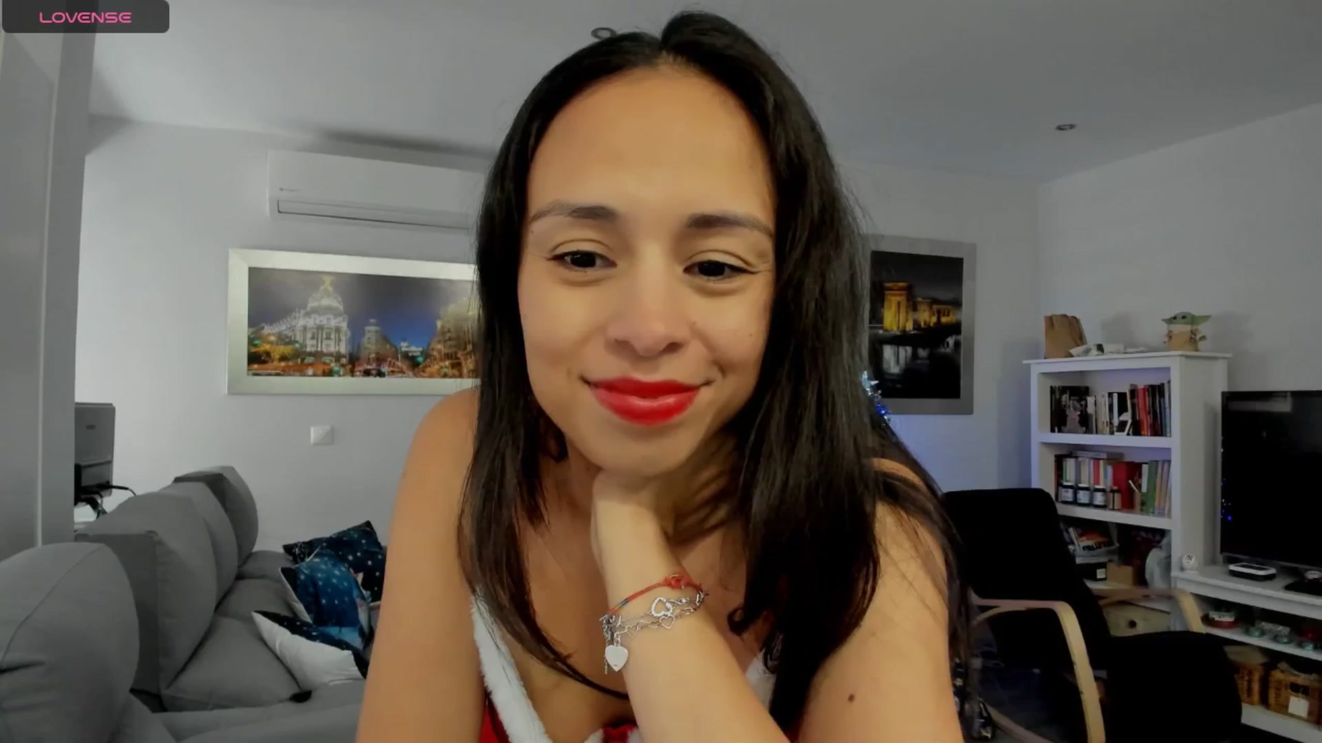 Gallery image thumbnail from Aliicia's myfreecams stream on, 12/24/2025, 12:47 image 10 of 20