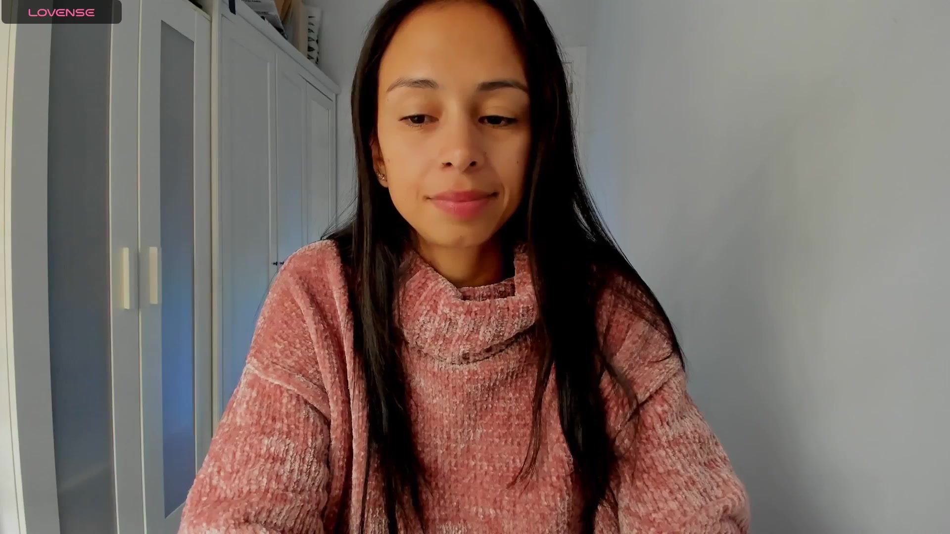 Gallery image thumbnail from Aliicia's myfreecams stream on, 01/02/2026, 14:21 image 9 of 20