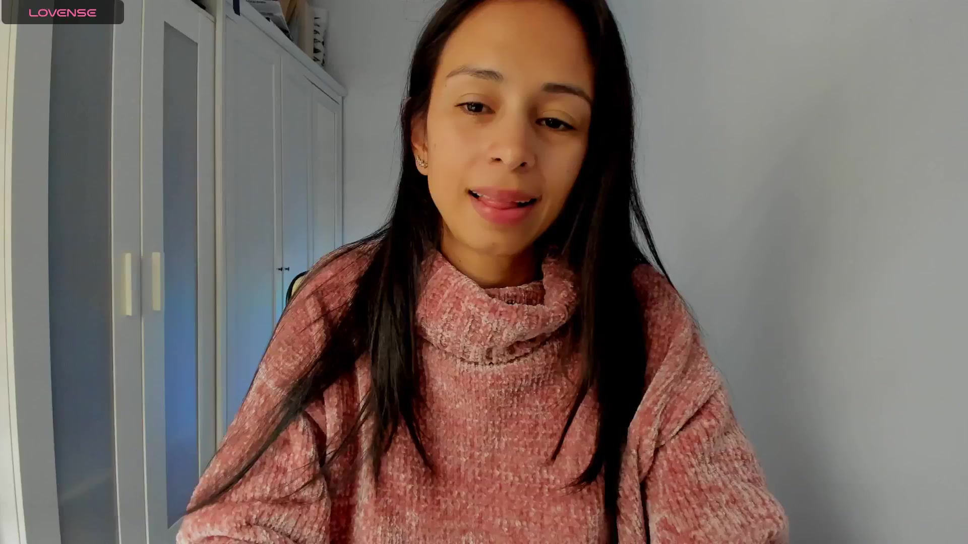 Gallery image thumbnail from Aliicia's myfreecams stream on, 01/02/2026, 14:21 image 8 of 20
