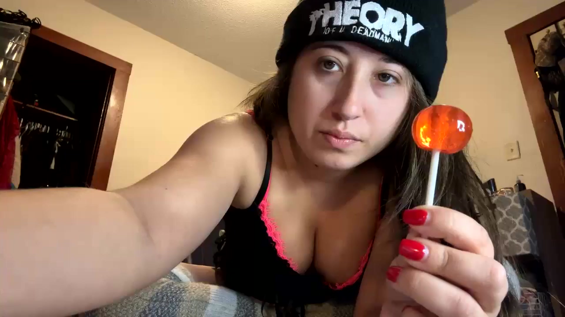 Gallery image thumbnail from Alimay's myfreecams stream on, 10/28/2024, 15:25 image 10 of 20