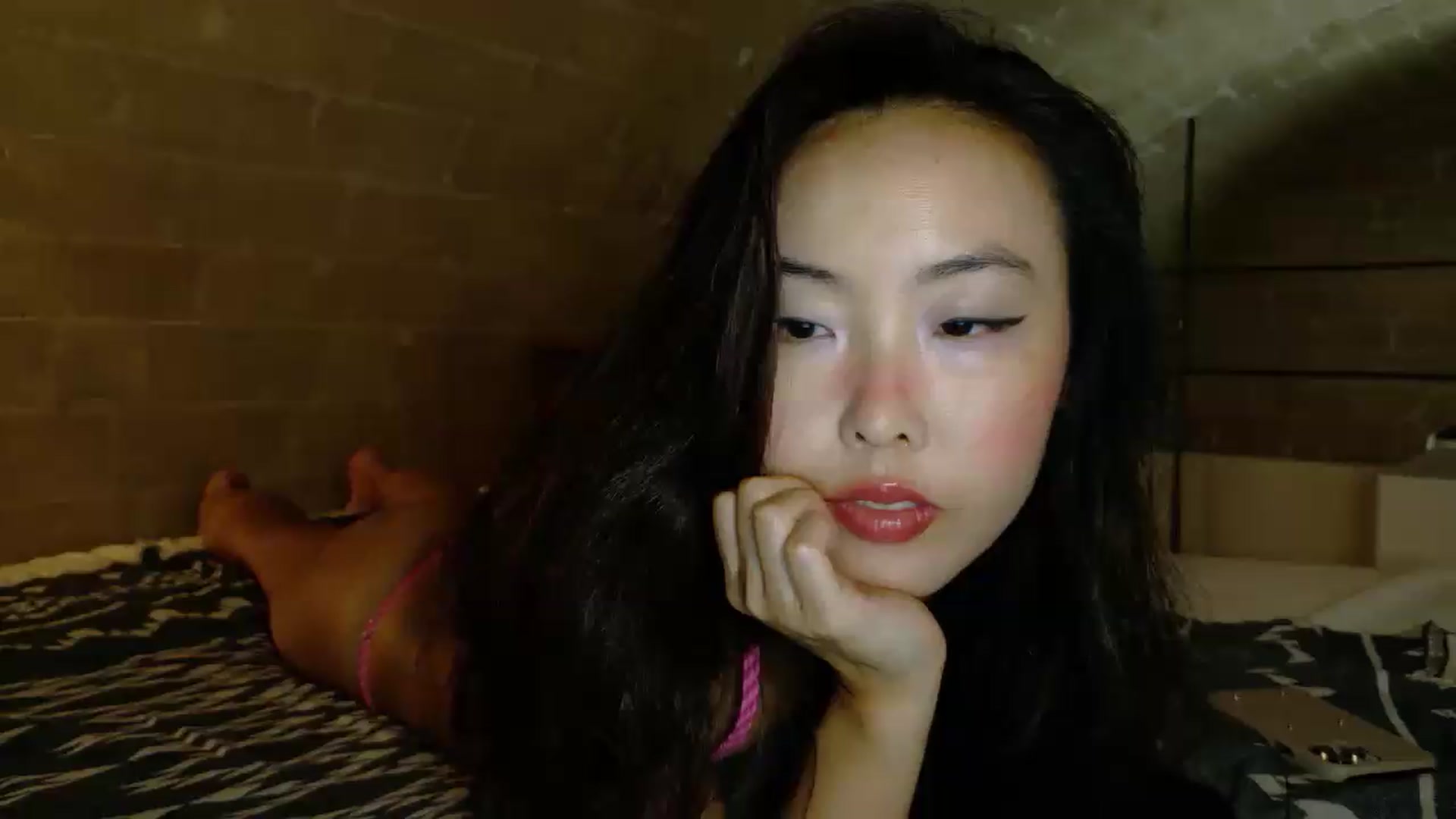 Gallery image thumbnail from AlinaBerryy's myfreecams stream on, 09/01/2026, 14:07 image 9 of 20
