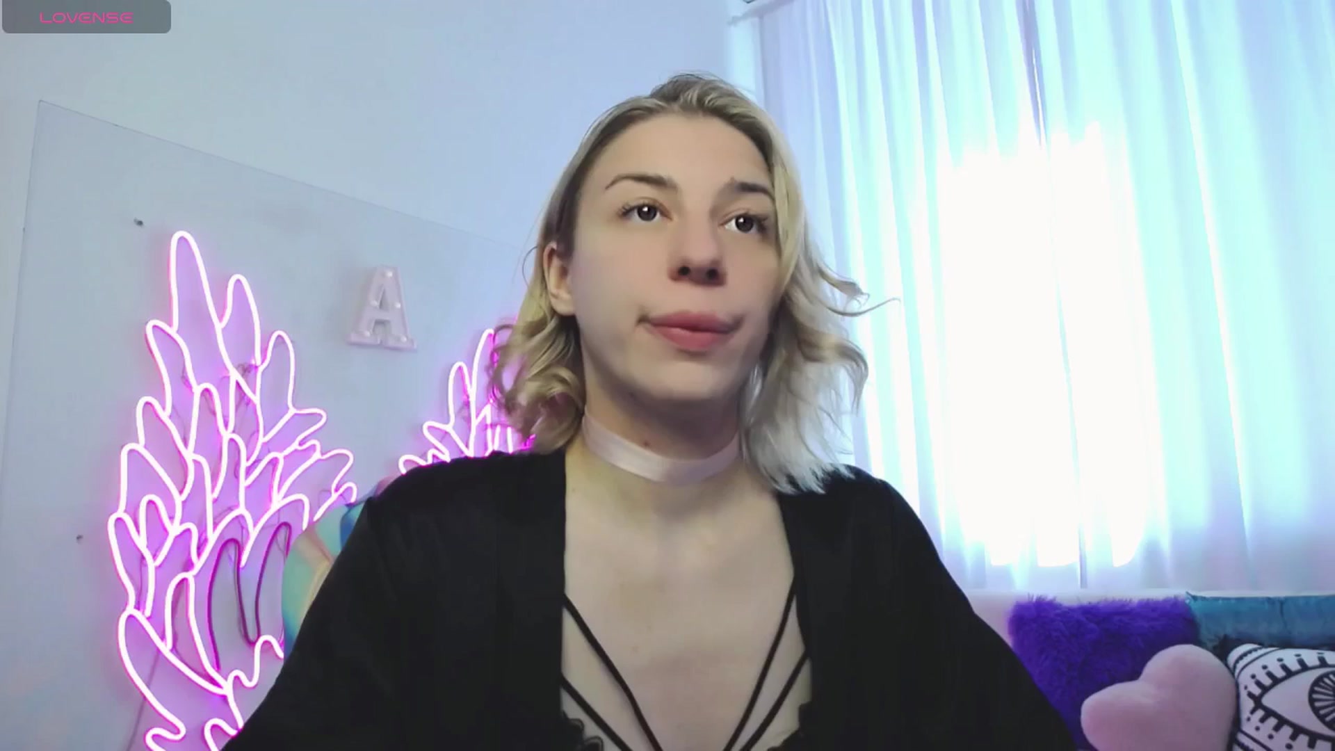 Gallery image thumbnail from AlinaBlank's myfreecams stream on, 08/12/2025, 13:30 image 7 of 20