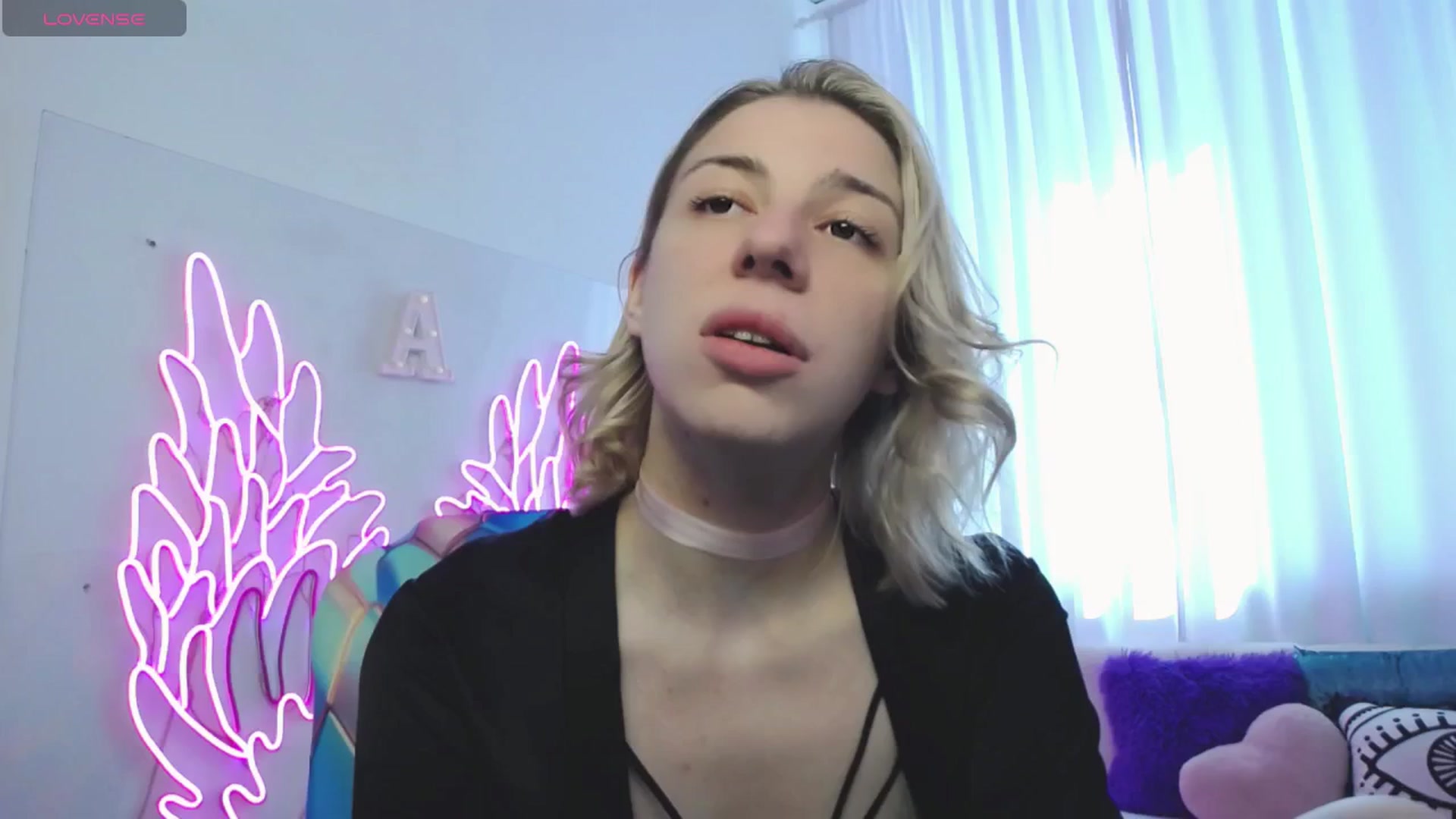 Gallery image thumbnail from AlinaBlank's myfreecams stream on, 08/12/2025, 13:30 image 4 of 20