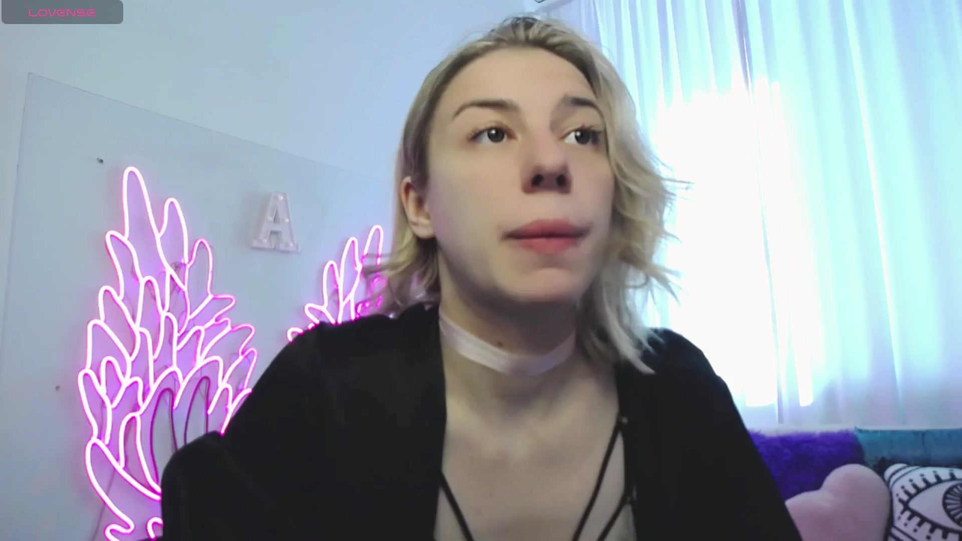 Gallery image thumbnail from AlinaBlank's myfreecams stream on, 08/12/2025, 13:30 image 13 of 20
