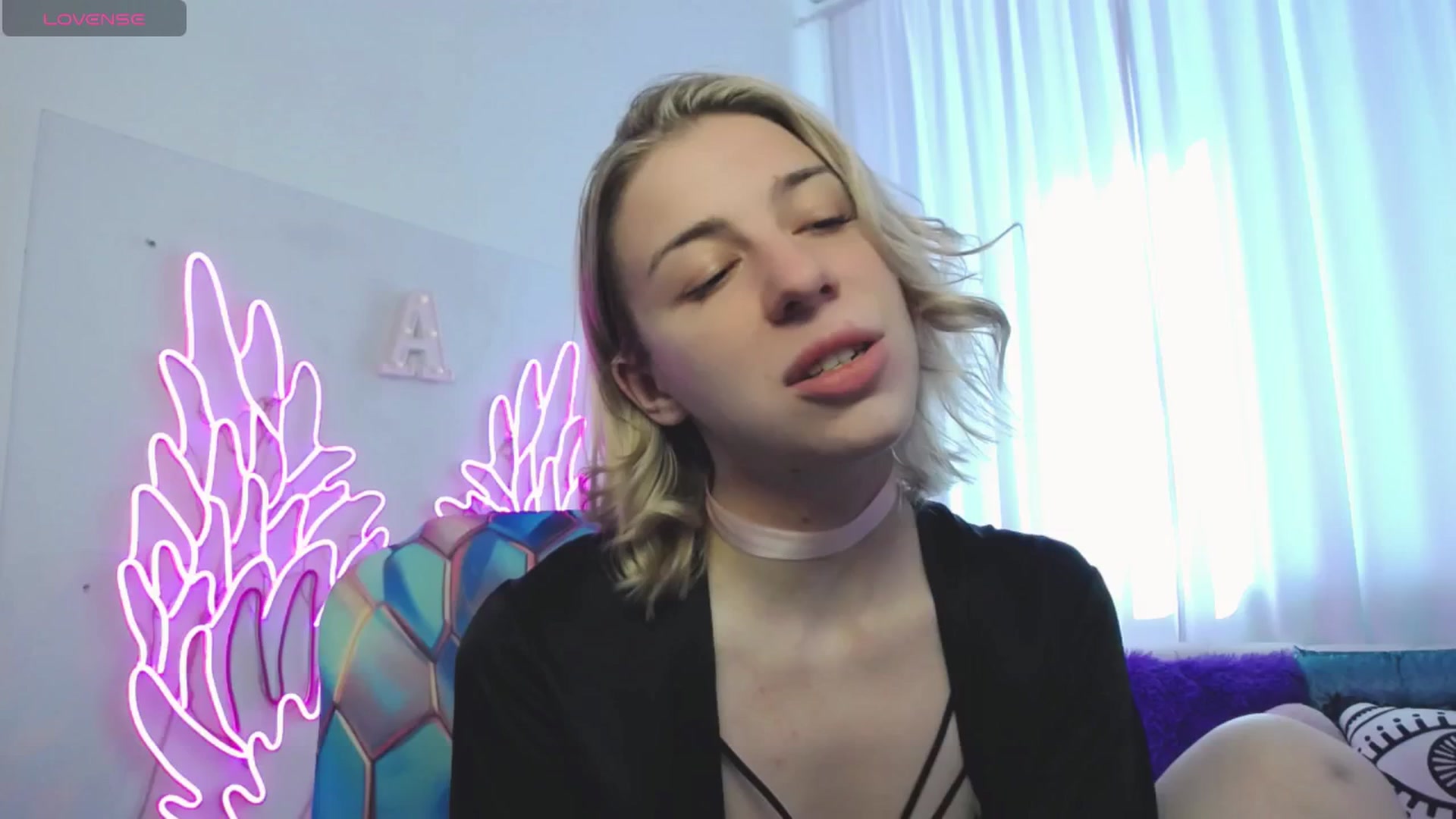 Gallery image thumbnail from AlinaBlank's myfreecams stream on, 08/12/2025, 13:30 image 5 of 20