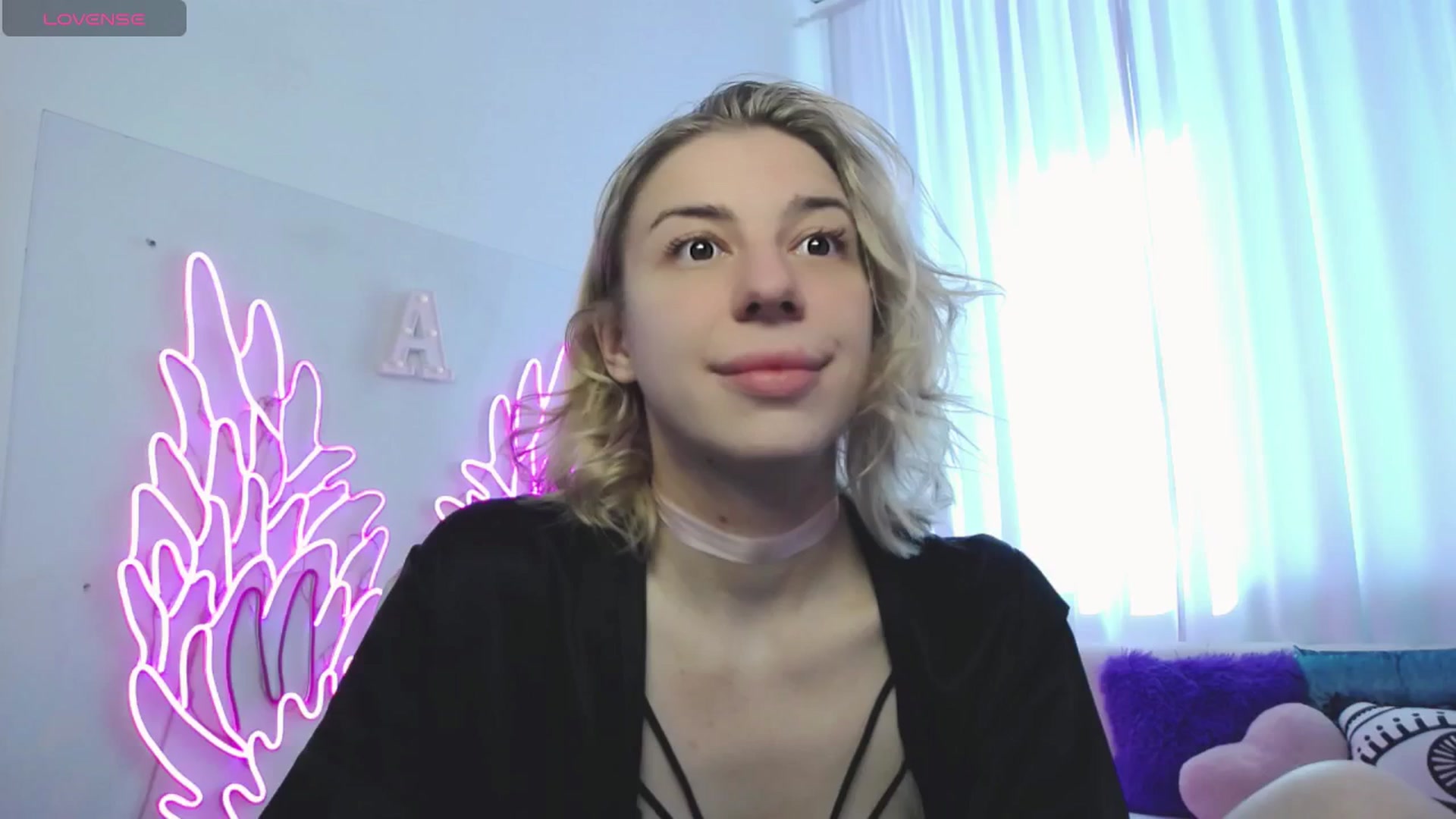 Gallery image thumbnail from AlinaBlank's myfreecams stream on, 08/12/2025, 13:30 image 10 of 20