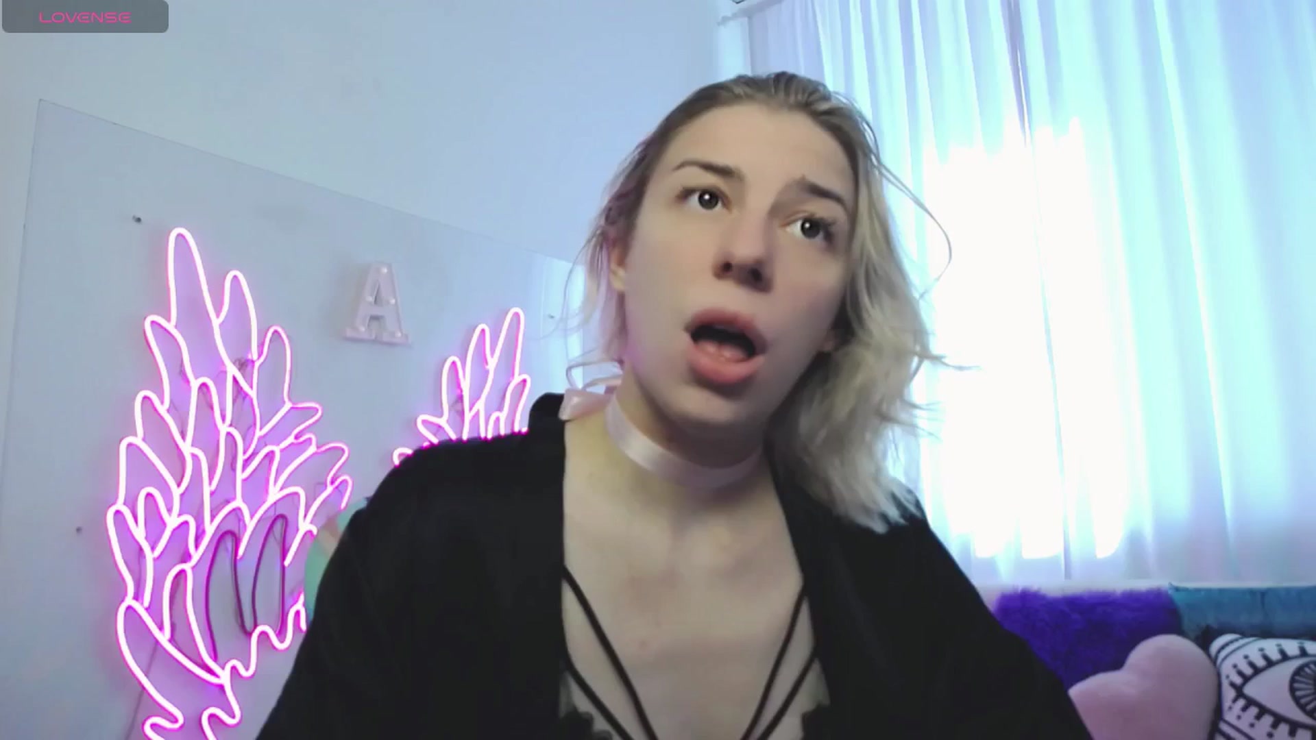 Gallery image thumbnail from AlinaBlank's myfreecams stream on, 08/12/2025, 13:30 image 8 of 20
