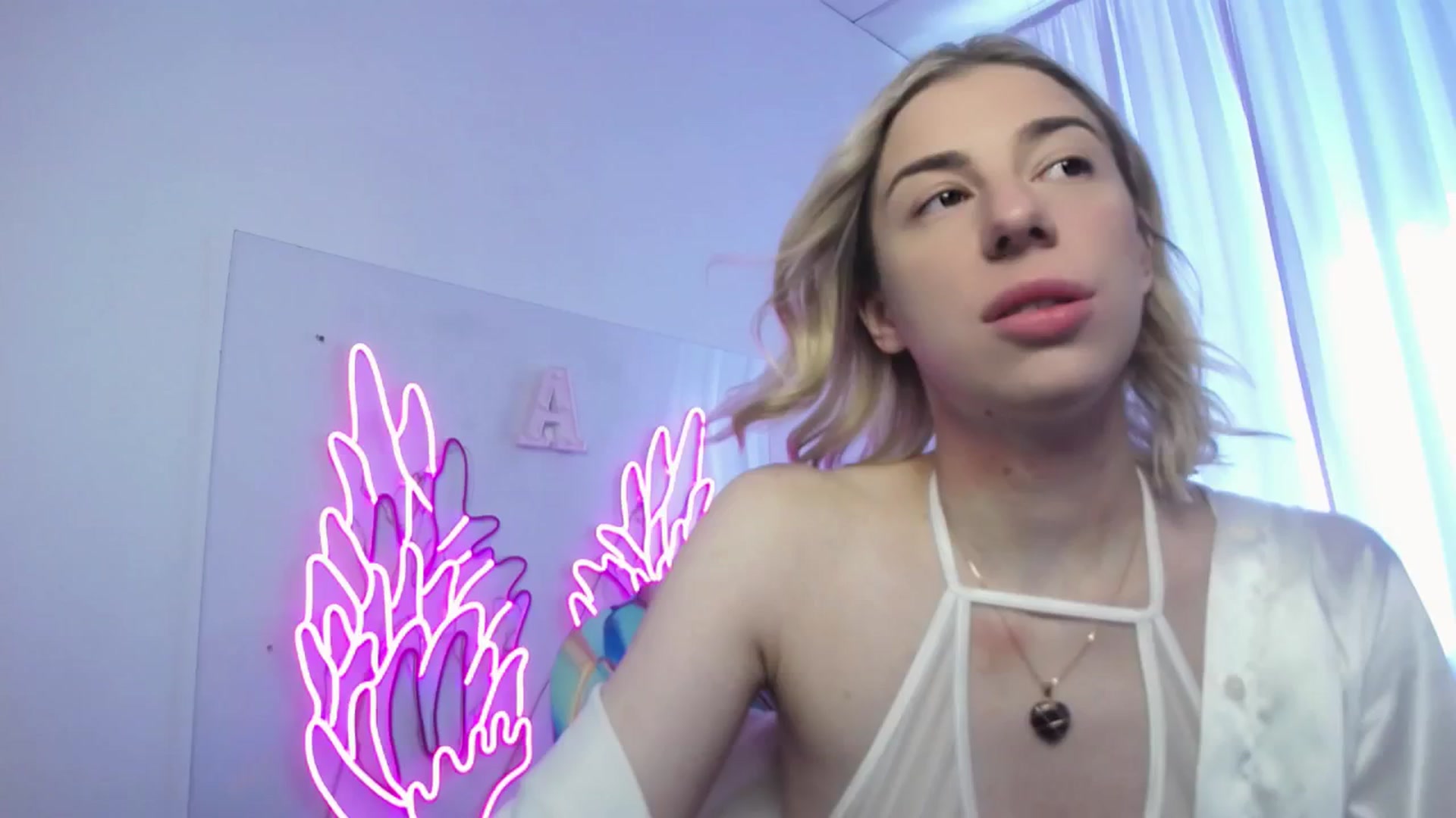 Gallery image thumbnail from AlinaBlank's myfreecams stream on, 08/30/2025, 12:39 image 2 of 20