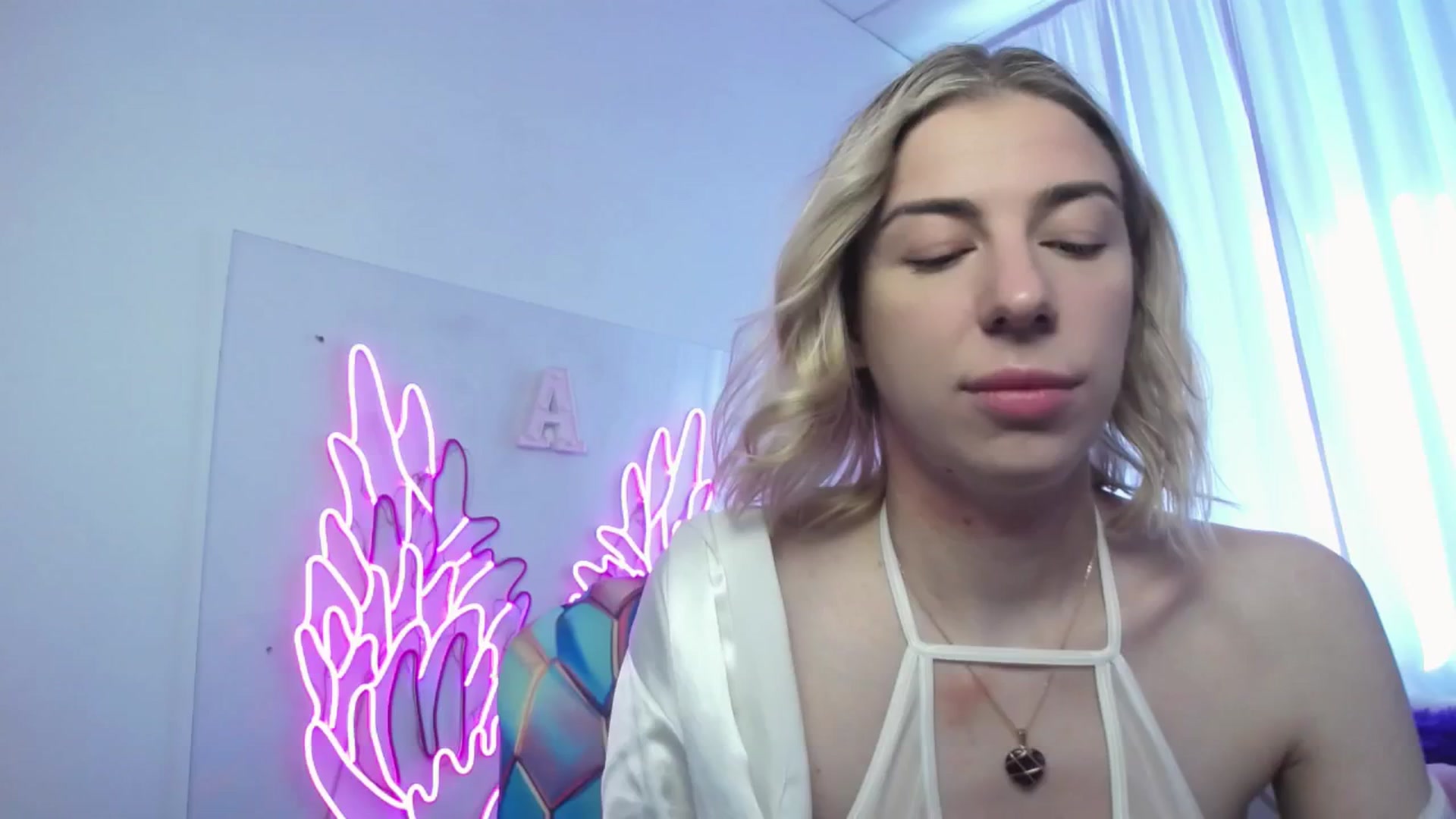 Gallery image thumbnail from AlinaBlank's myfreecams stream on, 08/30/2025, 12:39 image 6 of 20