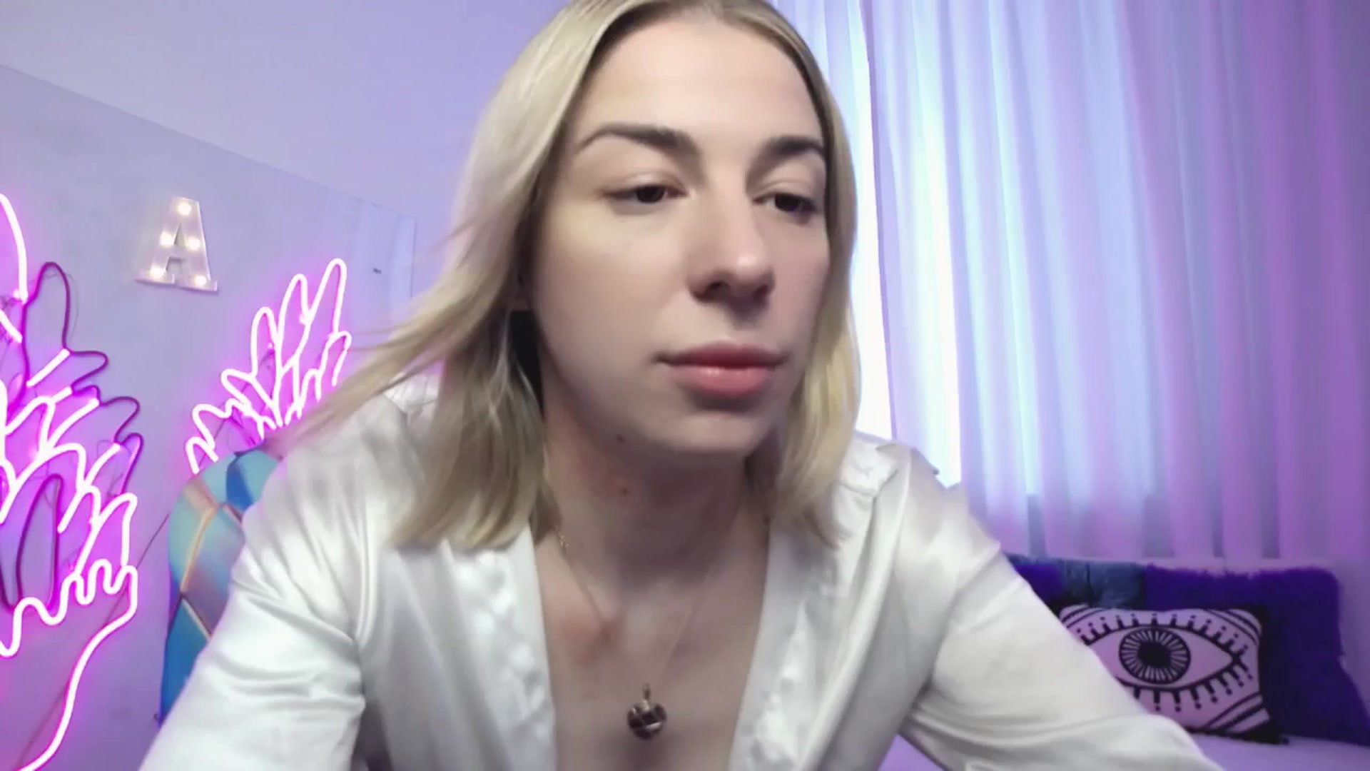 Gallery image thumbnail from AlinaBlank's myfreecams stream on, 08/31/2025, 12:28 image 9 of 20