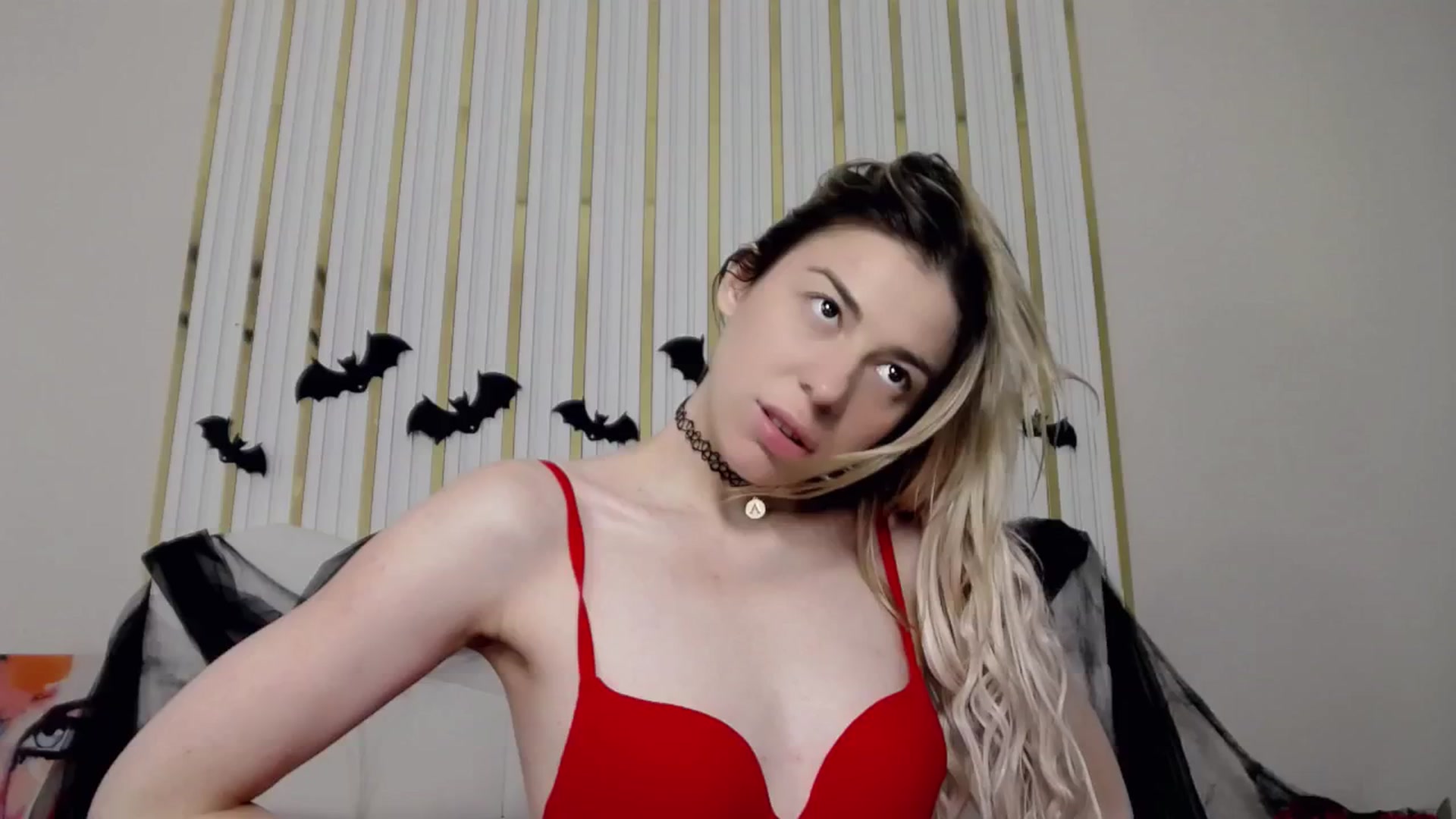 Gallery image thumbnail from AlinaBlank's myfreecams stream on, 11/02/2025, 13:51 image 4 of 20