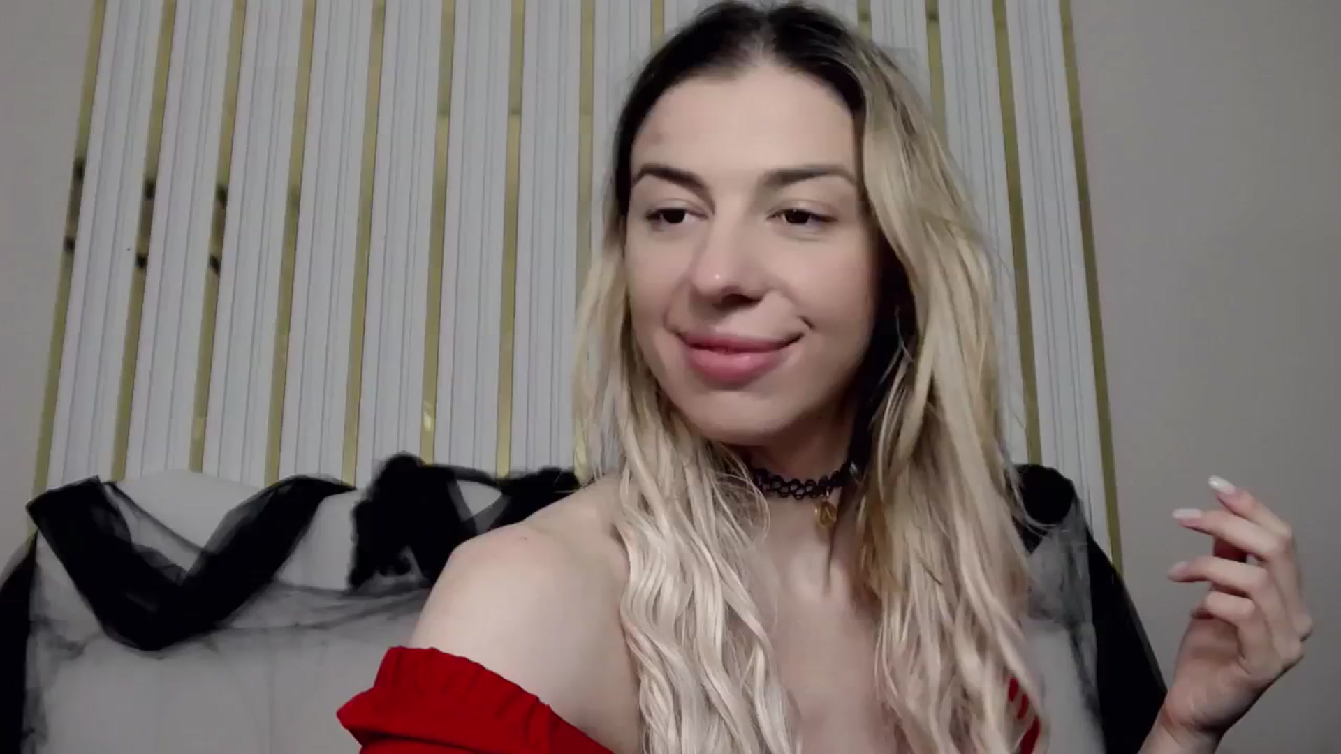 Gallery image thumbnail from AlinaBlank's myfreecams stream on, 11/02/2025, 13:51 image 19 of 20